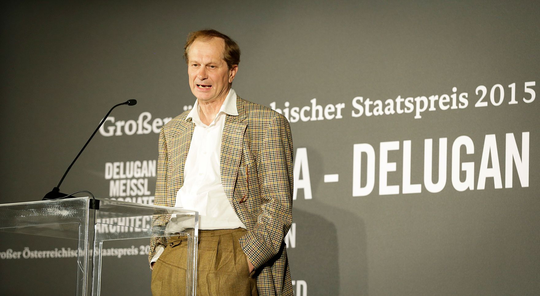 Am 8. Oktober 2015 lud Kunst- und Kulturminister Josef Ostermayer zur Verleihung des Gro&szlig;en &Ouml;sterreichischen Staatspreises 2015 an Elke Delugan-Meissl und Roman Delugan im Gartenbaukino ein.