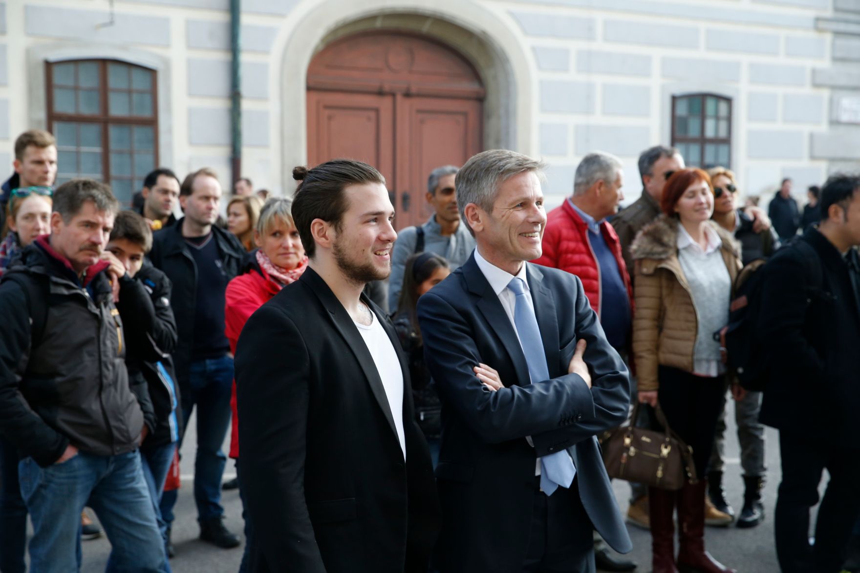 Am 26. Oktober 2015 empfing Kanzleramtsminister Josef Ostermayer im Rahmen des Nationalfeiertages Besucherinnen und Besucher im Bundeskanzleramt.