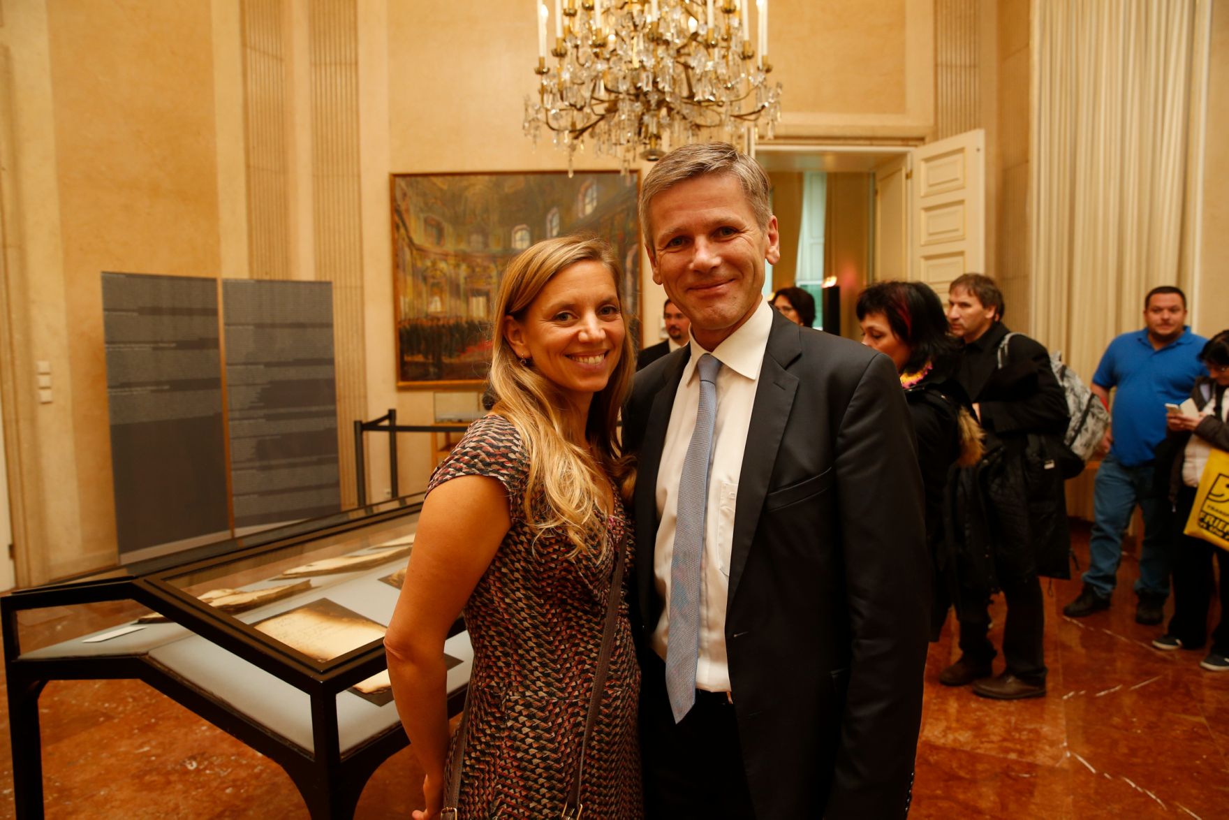 Am 26. Oktober 2015 empfing Kanzleramtsminister Josef Ostermayer im Rahmen des Nationalfeiertages Besucherinnen und Besucher im Bundeskanzleramt.
