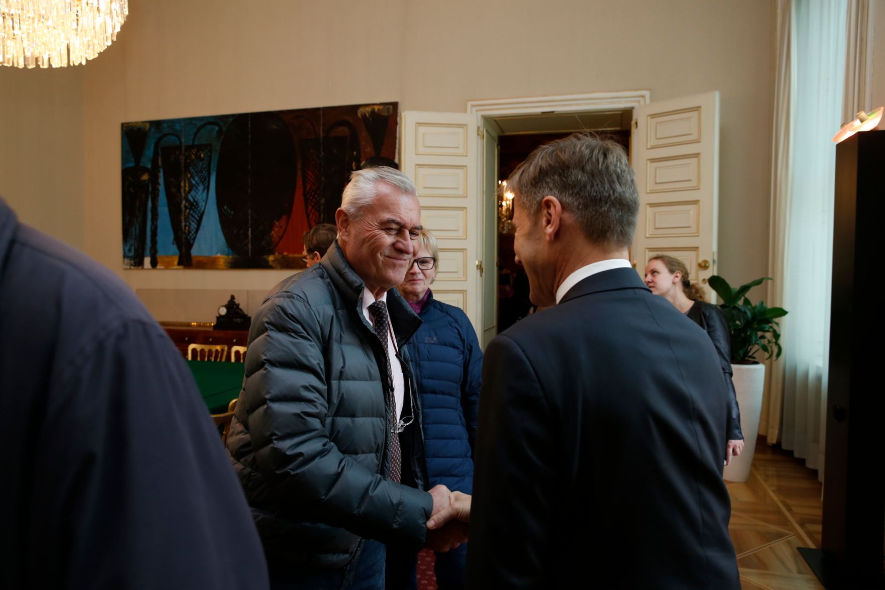Am 26. Oktober 2015 empfing Kanzleramtsminister Josef Ostermayer im Rahmen des Nationalfeiertages Besucherinnen und Besucher im Bundeskanzleramt.