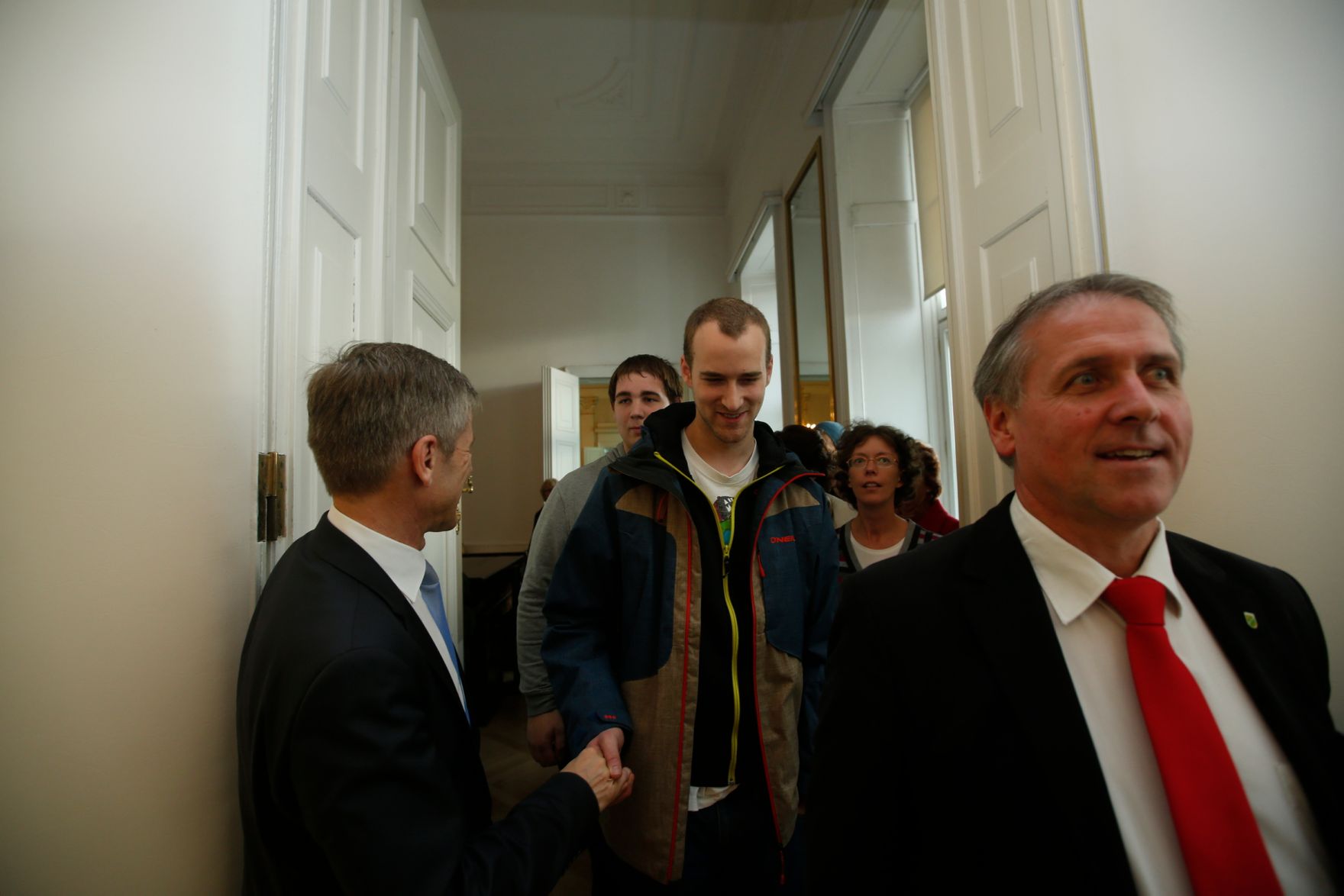 Am 26. Oktober 2015 empfing Kanzleramtsminister Josef Ostermayer im Rahmen des Nationalfeiertages Besucherinnen und Besucher im Bundeskanzleramt.