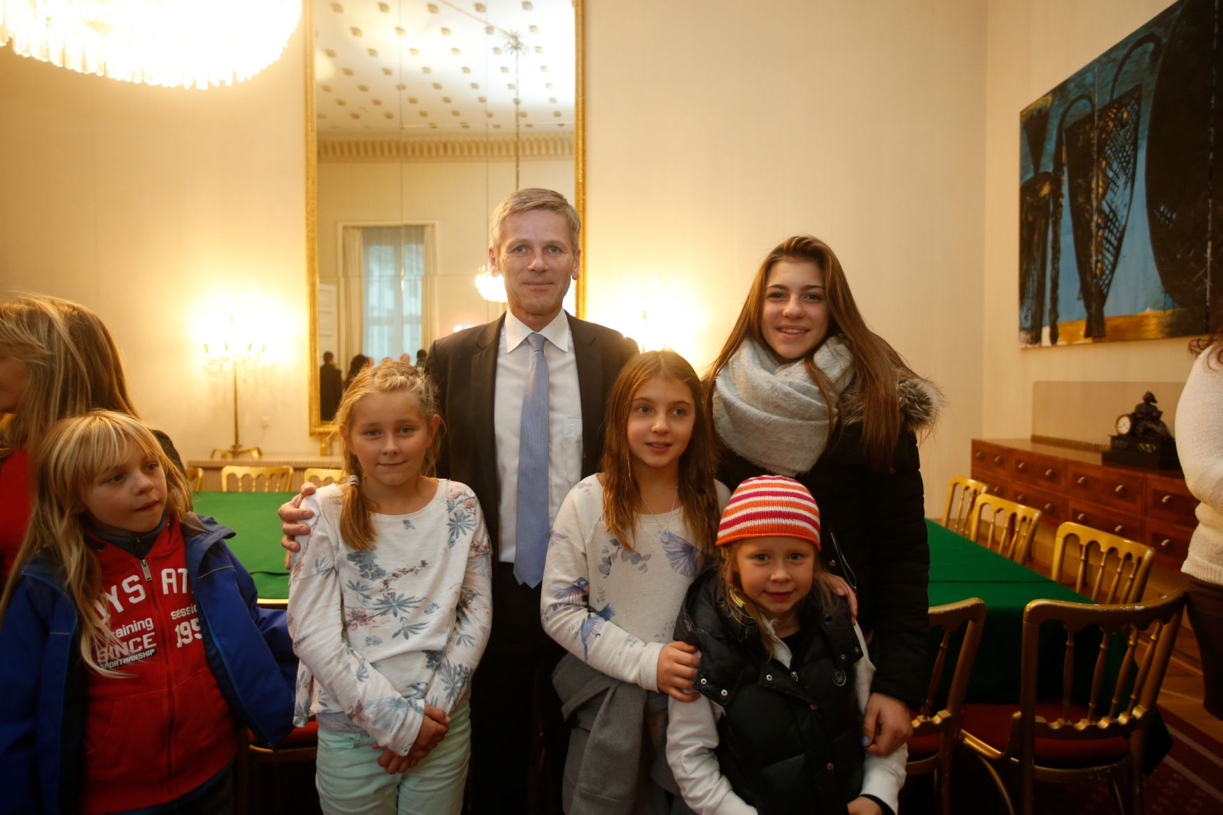 Am 26. Oktober 2015 empfing Kanzleramtsminister Josef Ostermayer im Rahmen des Nationalfeiertages Besucherinnen und Besucher im Bundeskanzleramt.