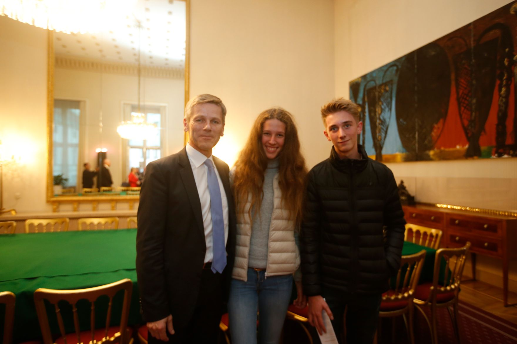 Am 26. Oktober 2015 empfing Kanzleramtsminister Josef Ostermayer im Rahmen des Nationalfeiertages Besucherinnen und Besucher im Bundeskanzleramt.