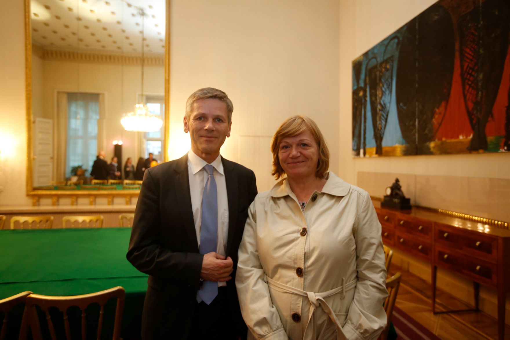 Am 26. Oktober 2015 empfing Kanzleramtsminister Josef Ostermayer im Rahmen des Nationalfeiertages Besucherinnen und Besucher im Bundeskanzleramt.