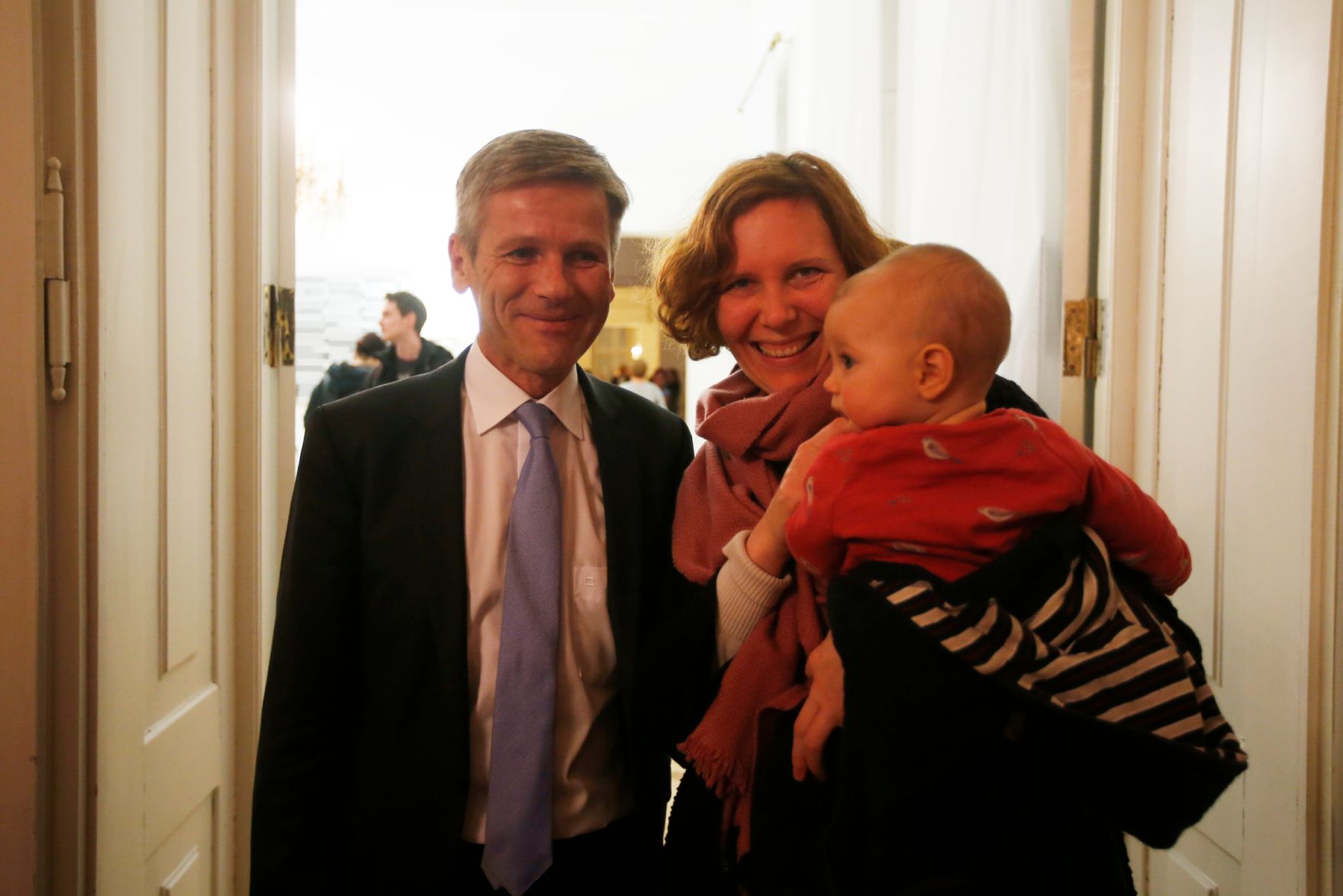 Am 26. Oktober 2015 empfing Kanzleramtsminister Josef Ostermayer im Rahmen des Nationalfeiertages Besucherinnen und Besucher im Bundeskanzleramt.