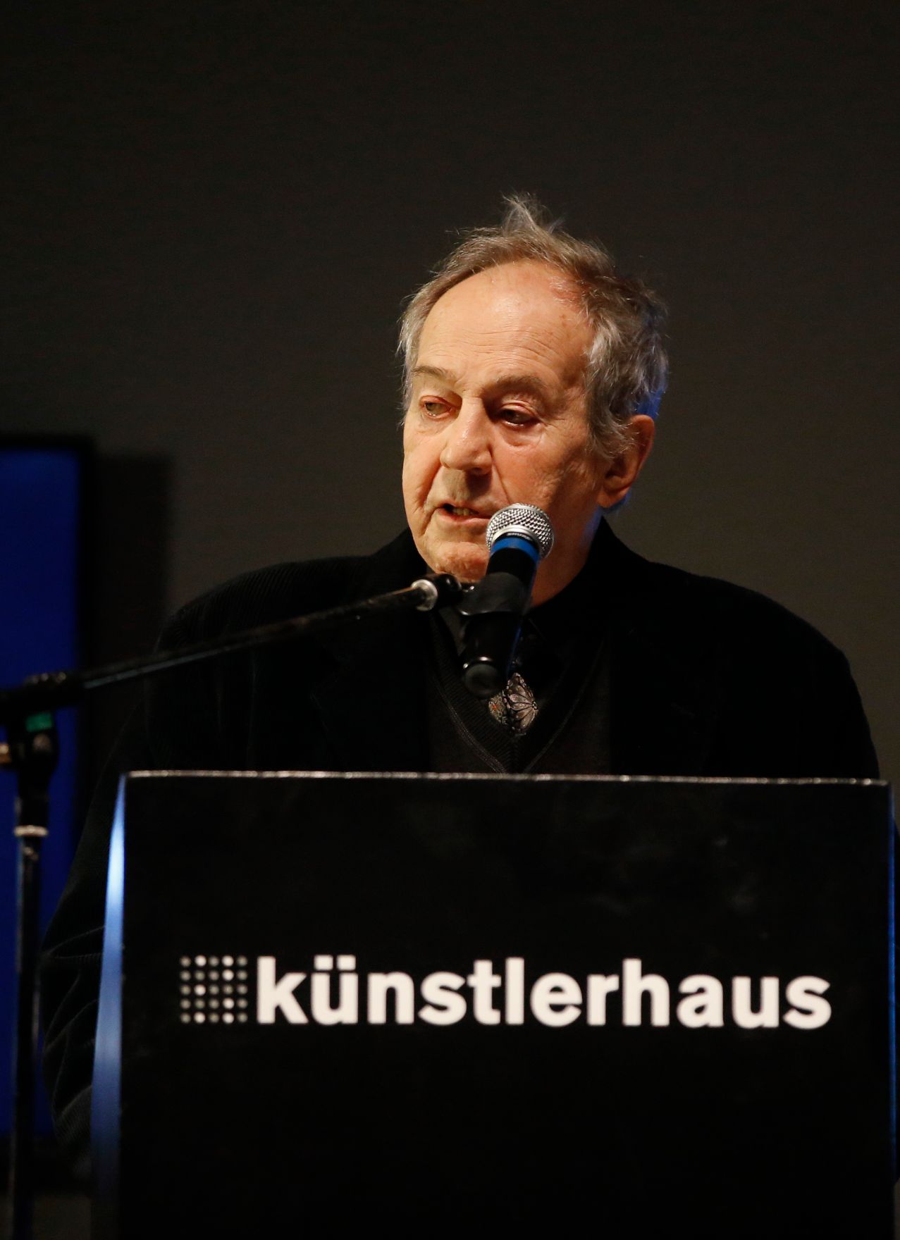 Am 10. Dezember 2015 &uuml;berreichte Kunst- und Kulturminister Josef Ostermayer das &ouml;sterreichische Ehrenkreuz f&uuml;r Wissenschaft und Kunst I. Klasse an Peter Stein. Im Bild Kammerschauspieler Otto Schenk.