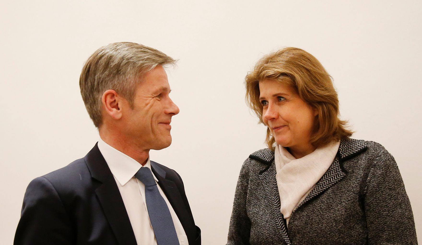 Am 21. J&auml;nner 2016 er&ouml;ffnete Kunst- und Kulturminister Josef Ostermayer (l.) den Neujahrsempfang im MuseumsQuartier. Im Bild mit der Direktorin des Technischen Museums Gabriele Zuna-Kratky (r.).