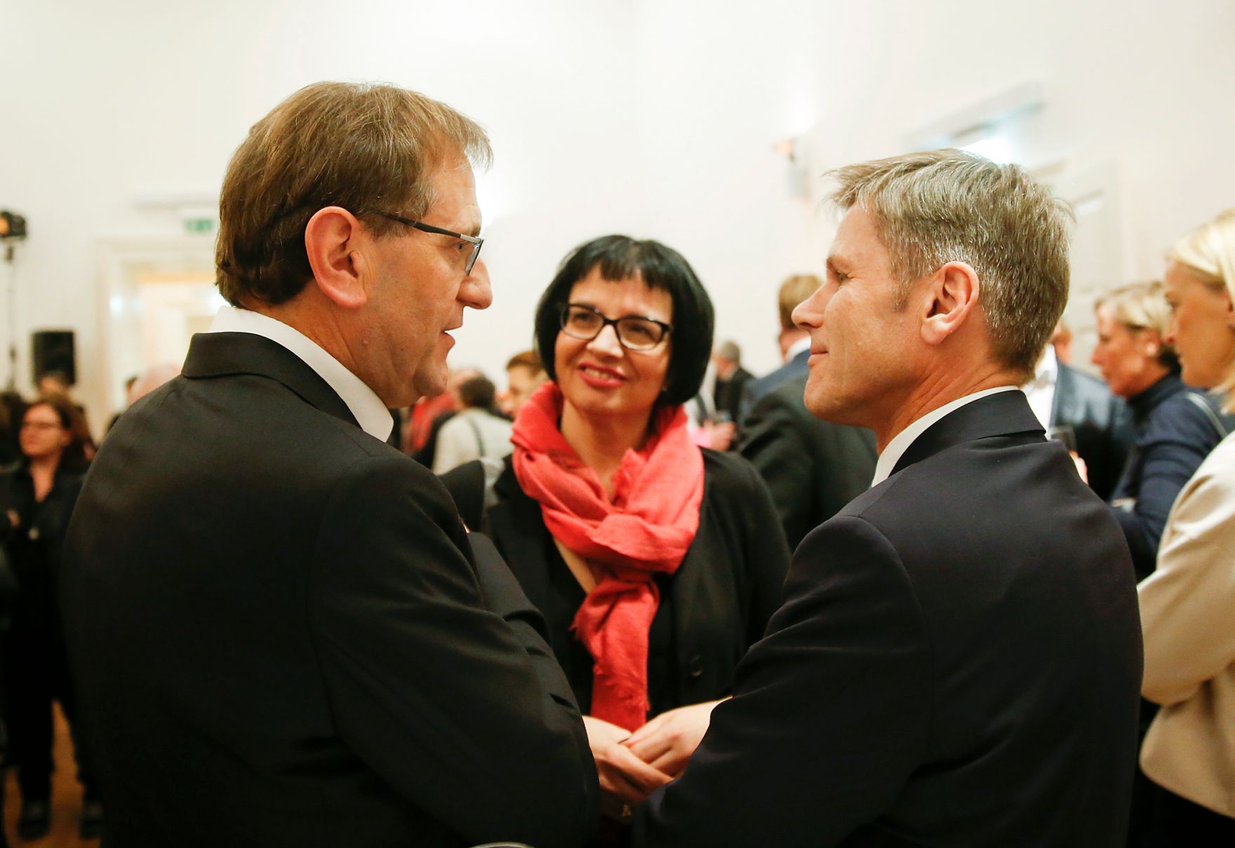 Am 21. J&auml;nner 2016 er&ouml;ffnete Kunst- und Kulturminister Josef Ostermayer (r.) den Neujahrsempfang im MuseumsQuartier. Im Bild mit dem Direktor des MuseumsQuartiers Christian Strasser (l.).