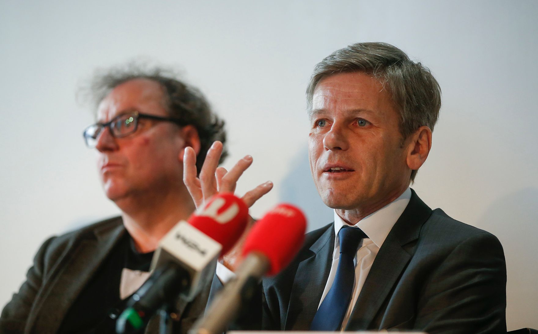 Am 22. Februar 2016 fand eine Pressekonferenz der Theaterallianz mit Kunst- und Kulturminister Josef Ostermayer (r.) im Schauspielhaus Wien statt. Im Bild mit Gerhard Lehner klagenfurter ensemble.