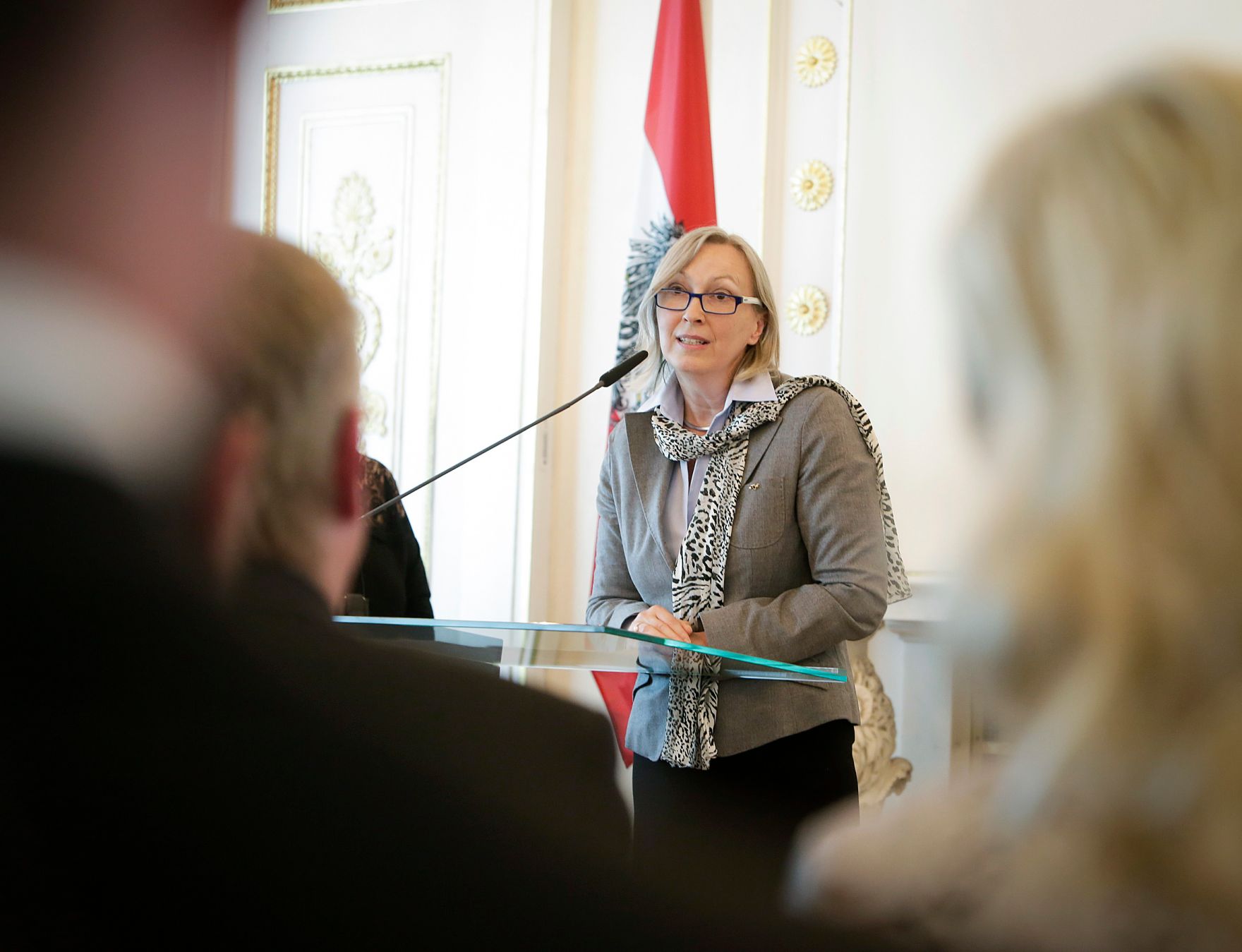 Am 22. April 2016 bestellte der Bundeskanzler Vertreterinnen und Vertreter der Wirtschaft zu Mitgliedern der bei der Bundesanstalt &quot;Statistik &Ouml;sterreich&quot; eingerichteten Wirtschaftskurie. Im Bild Kommerzialr&auml;tin Christine Leopold.
