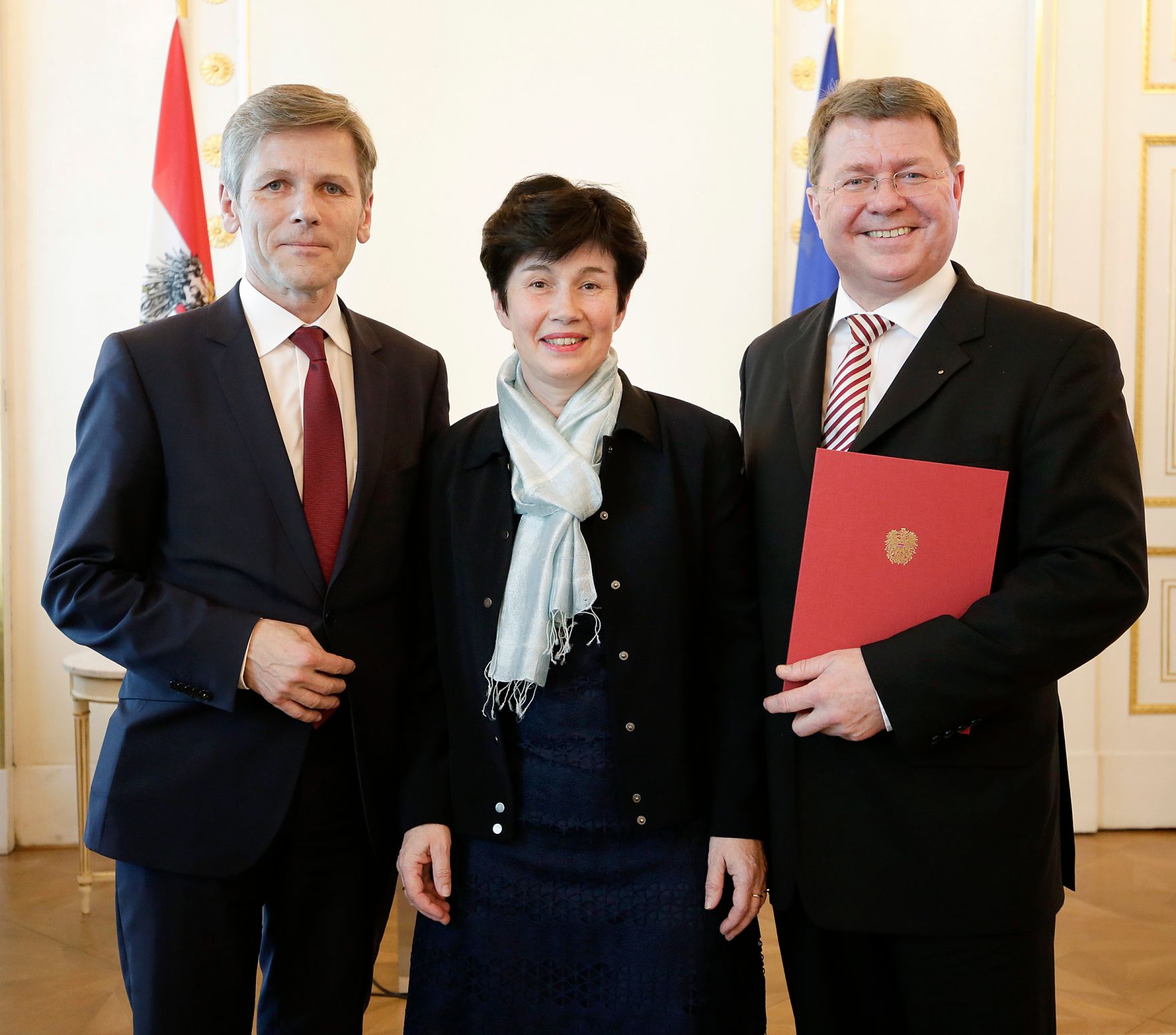 Am 22. April 2016 bestellte der Bundeskanzler Vertreterinnen und Vertreter der Wirtschaft zu Mitgliedern der bei der Bundesanstalt &quot;Statistik &Ouml;sterreich&quot; eingerichteten Wirtschaftskurie.