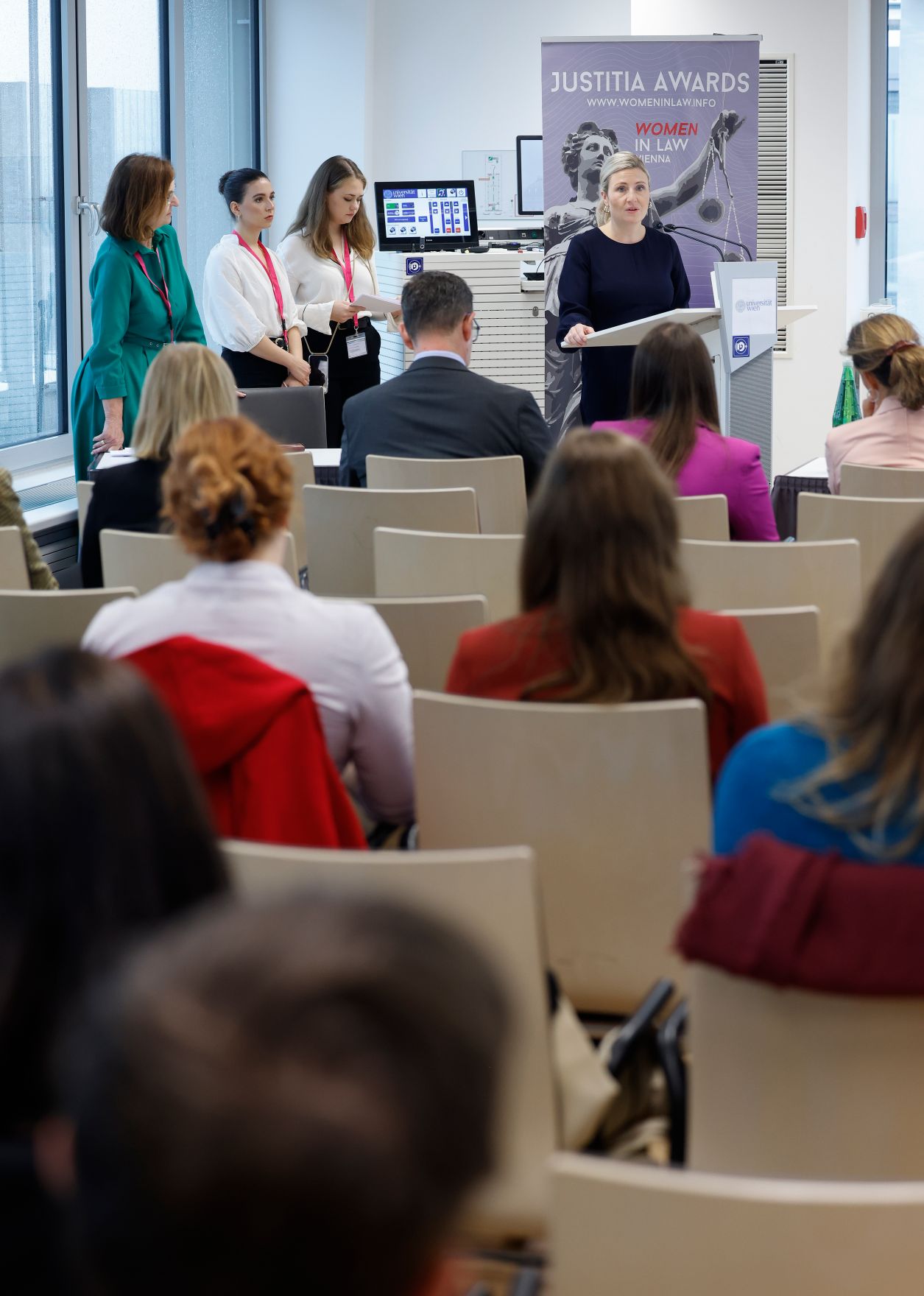 Am 13. September 2024 nahm Bundesministerin Susanne Raab an der Veranstaltung &quot;Women in Law&quot; teil.