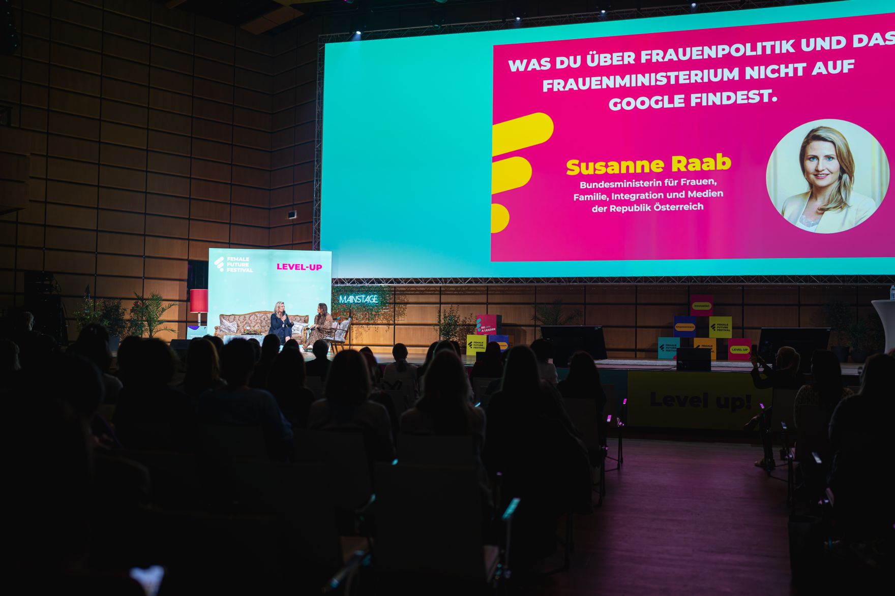 Am 10. Oktober 2024 nahm Bundesministerin Susanne Raab an der Veranstaltung &bdquo;Female Future Festival Vienna&ldquo; teil.