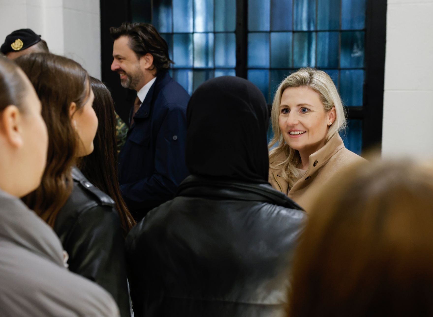 Am 23. Oktober 2024 besuchte Bundesministerin Susanne Raab (im Bild) die &bdquo;Karriereplattform: Lehre&ldquo; am Heldenplatz.