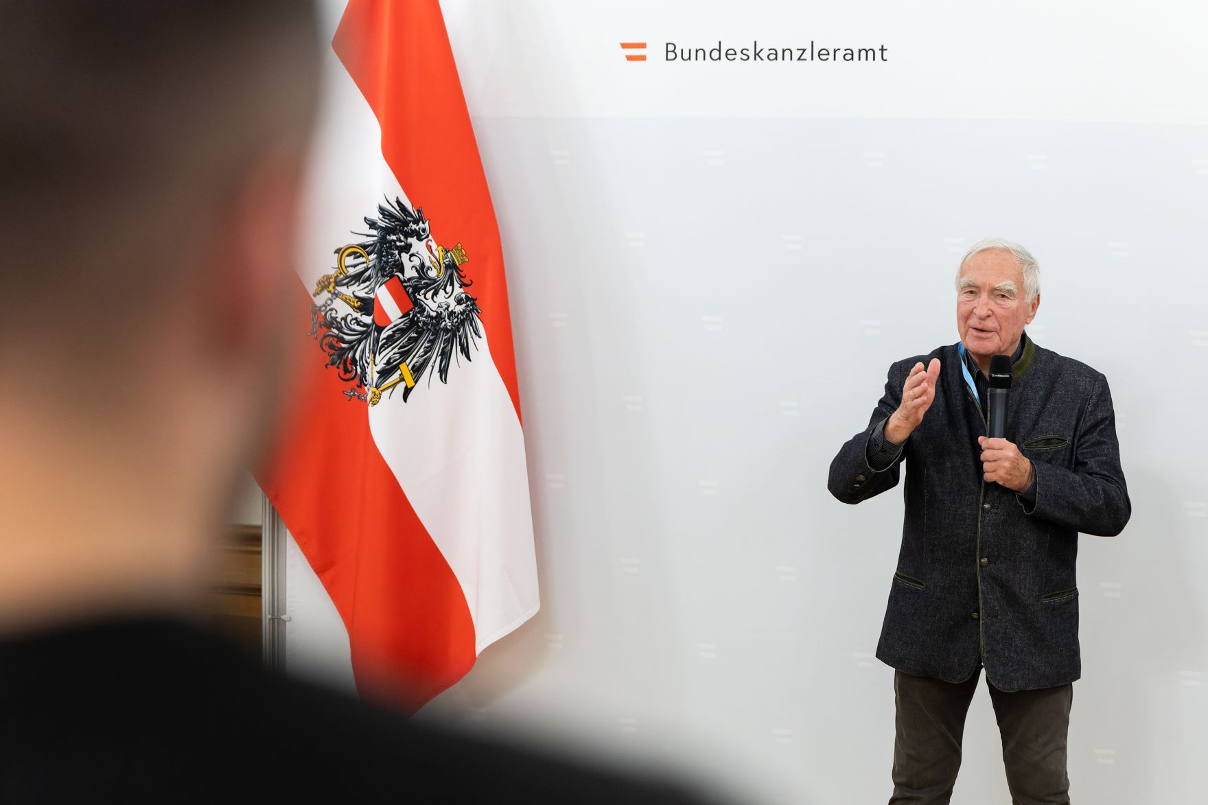 Am 27. November 2024 verlieh Bundesministerin Susanne Raab gemeinsam mit dem &Ouml;sterreichischen Integrationsfond &Ouml;IF das Liese Prokop Stipendium im Studienjahr 2024/2025 an asylberechtigte Studierende.