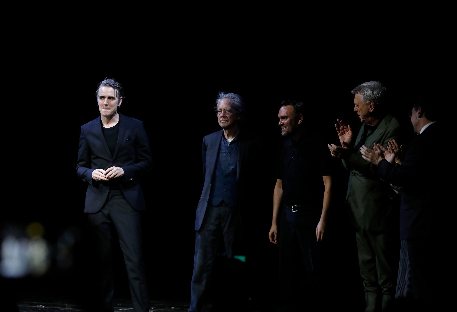 Am 16. Juni 2019 &uuml;berreichte Bundesminister Alexander Schallenberg den Iffland-Ring an Jens Harzer (l.).