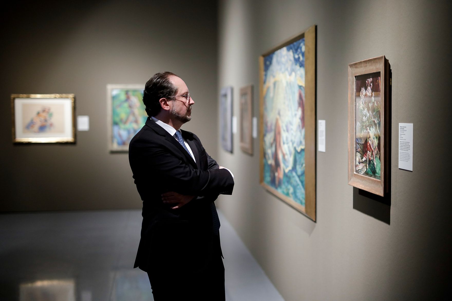 Am 26. Juli 2019 reisten Bundeskanzlerin Brigitte Bierlein und Bundesminister Alexander Schallenberg (im Bild) anl&auml;sslich der Er&ouml;ffnung der Salzburger Festspiele nach Salzburg. Im Bild bei der Besichtigung der Neuen Residenz.