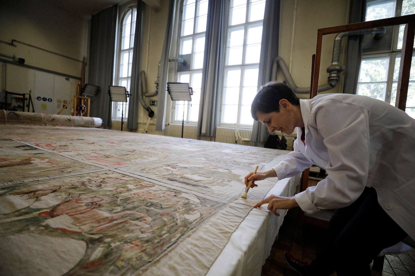 Am 12. September 2019 besuchte Bundesminister Alexander Schallenberg die Restaurationswerkst&auml;tten des Bundesdenkmalamtes.