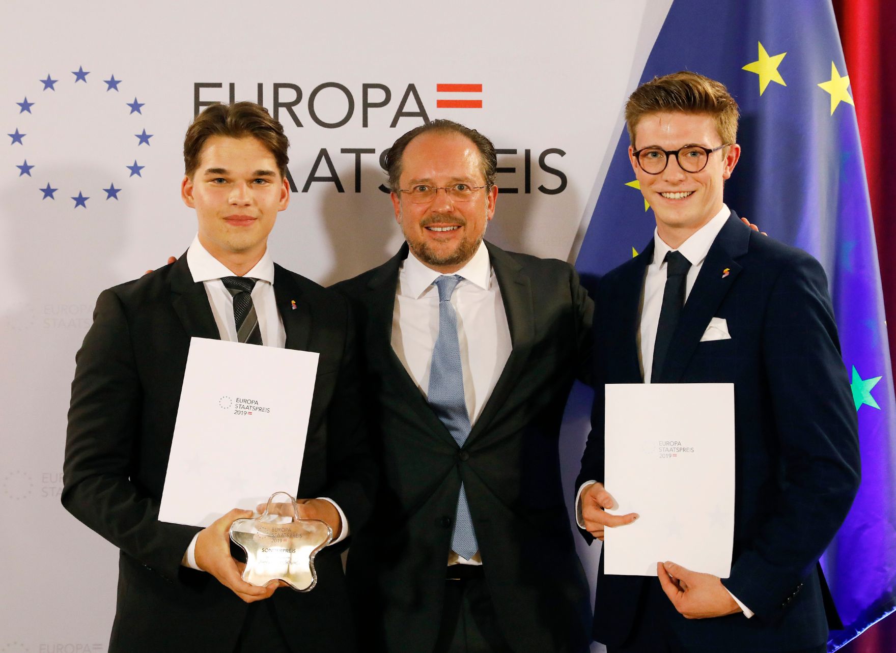 Am 17. September 2019 verlieh Bundesminister Alexander Schallenberg den Europastaatspreis.