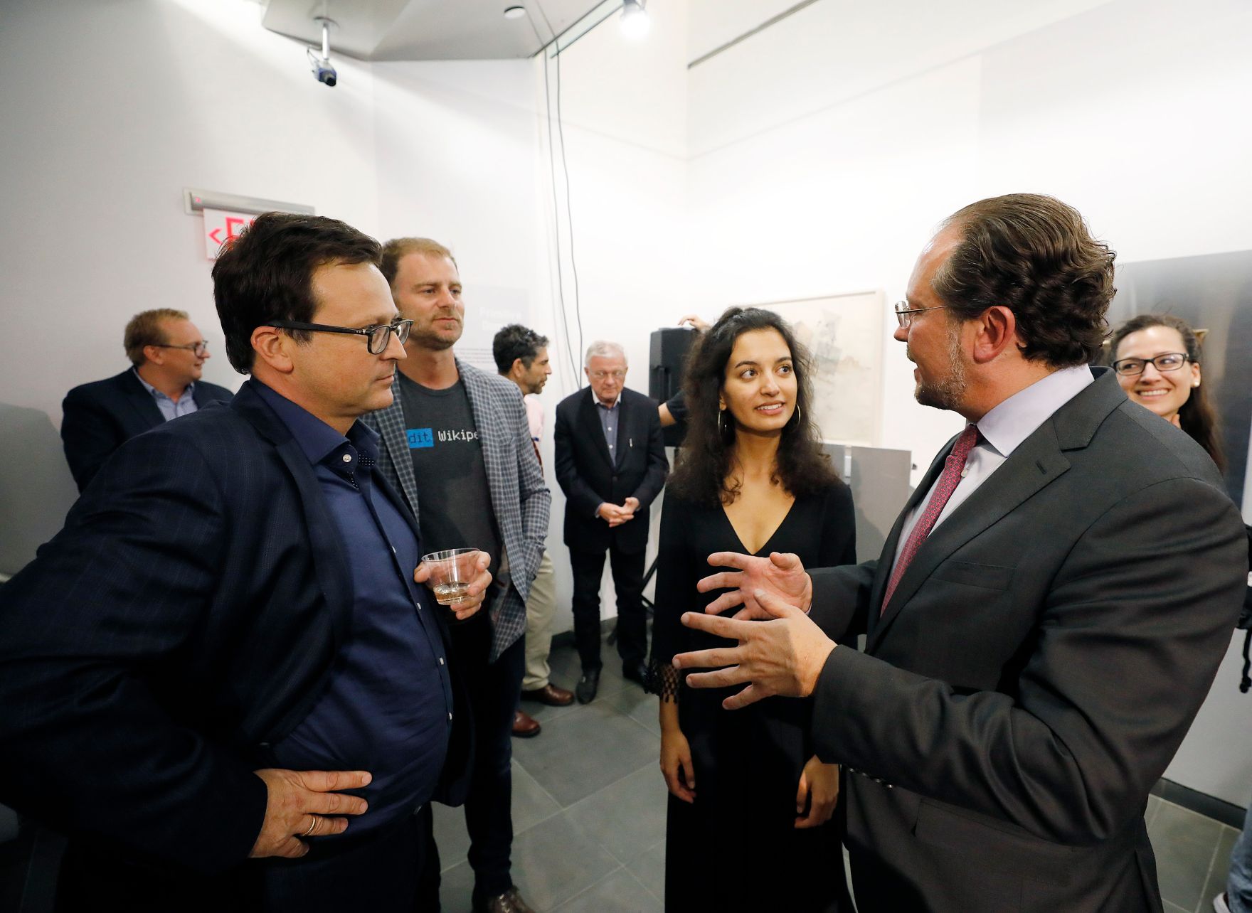 Am 24. September 2019 setzte Bundesminister Alexander Schallenberg seiner Reise anl&auml;sslich der UN-Generalversammlung nach New York fort. Im Bild bei der Er&ouml;ffnung der Ausstellung &bdquo;Resident Alien: Austrian Architects in America&ldquo;.