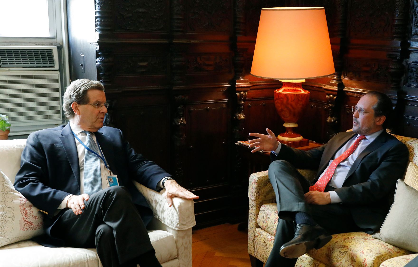 Am 24. September 2019 setzte Bundesminister Alexander Schallenberg (r.) seiner Reise anl&auml;sslich der UN-Generalversammlung nach New York fort. Im Bild mit David Harris (l.), Pr&auml;sident des American Jewish Comitee.