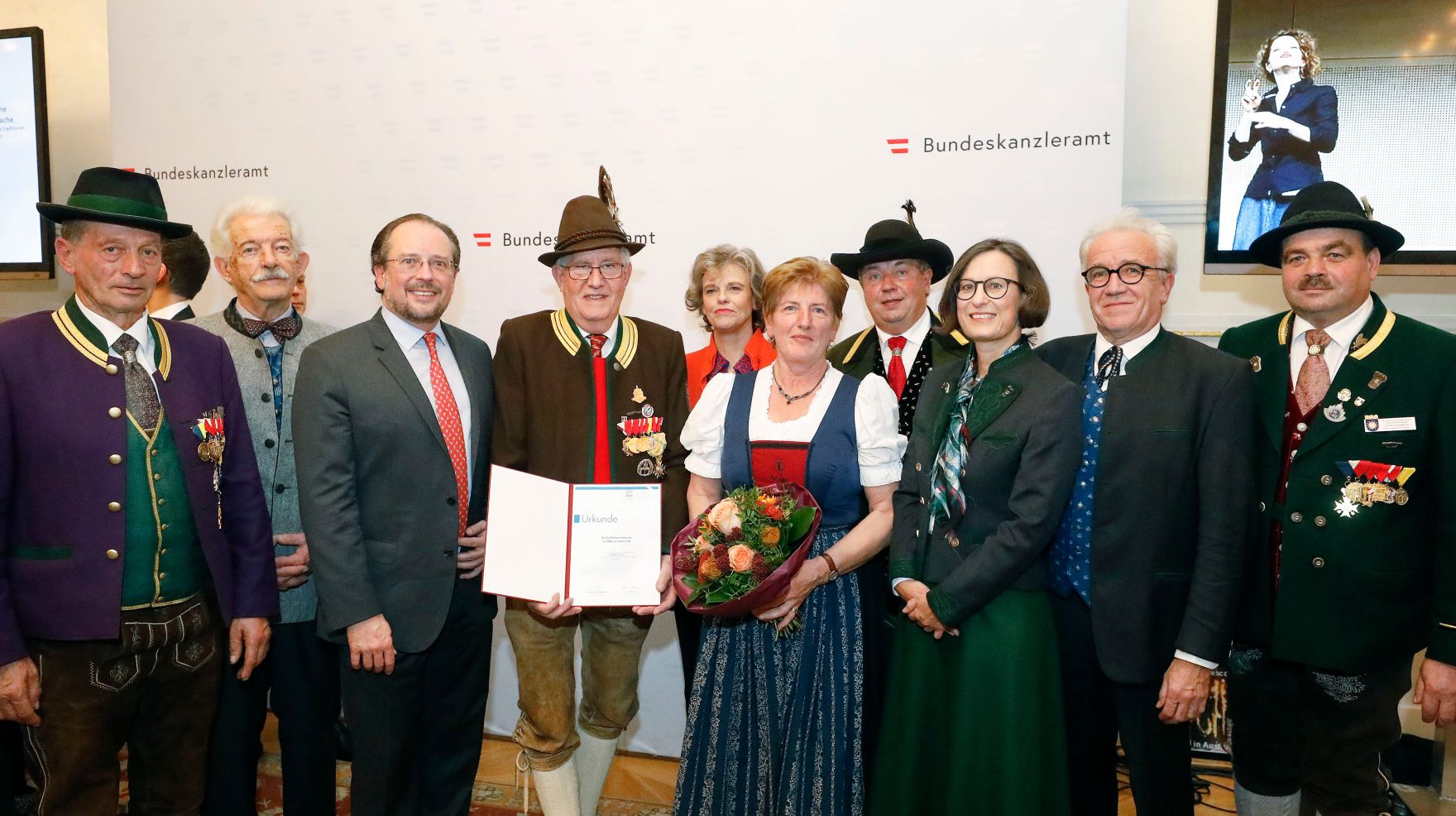 Am 29. November 2019 fand der Festakt 10-J&auml;hriges Jubil&auml;um der Ratifizierung der UNESCO Konvention und Verleihung der Urkunden an die Aufnahme Immaterielles Kulturerbe.