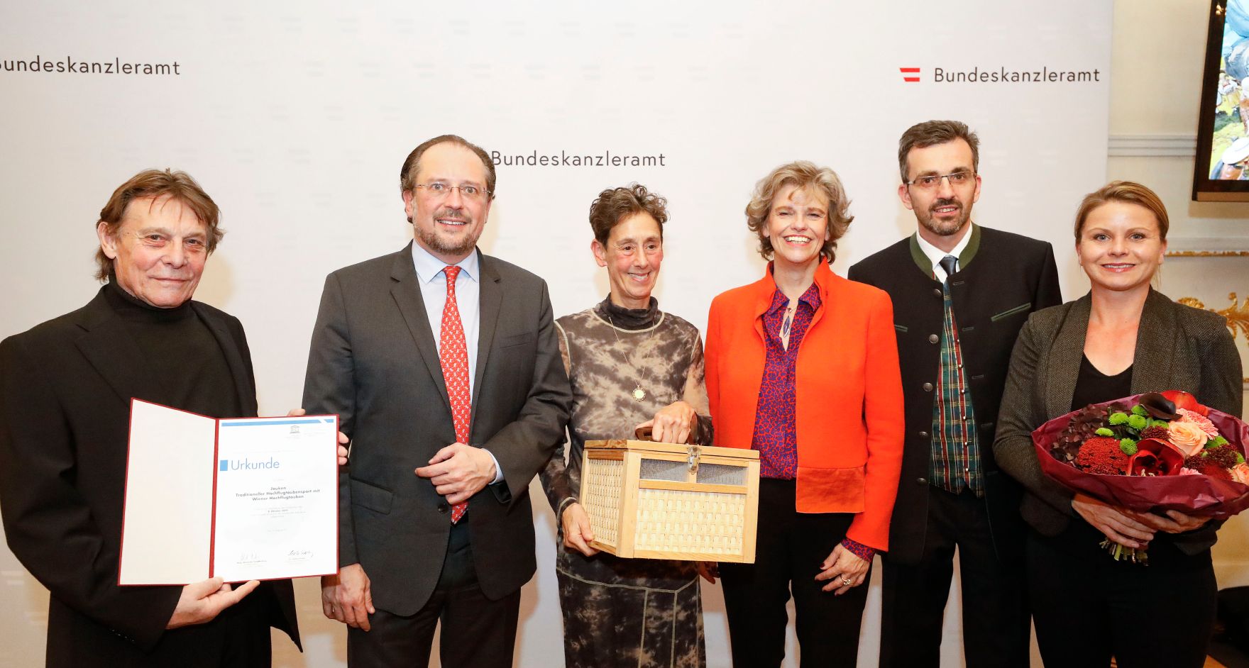 Am 29. November 2019 fand der Festakt 10-J&auml;hriges Jubil&auml;um der Ratifizierung der UNESCO Konvention und Verleihung der Urkunden an die Aufnahme Immaterielles Kulturerbe.