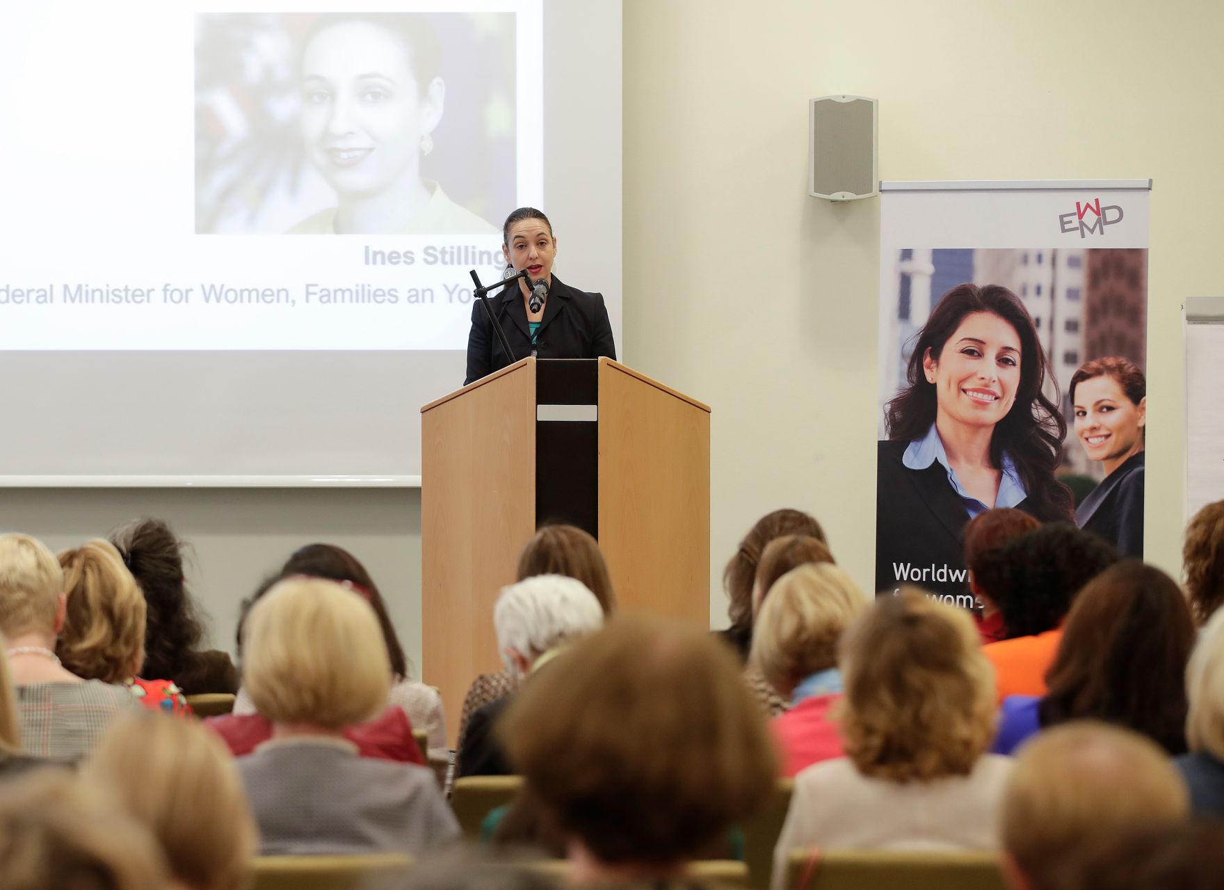 Am 12. Oktober 2019 er&ouml;ffnete Bundesministerin Ines Stilling die internationale Jahreskonferenz &bdquo;European Women's Management Development Network&ldquo; &ndash; einem Netzwerk von weiblichen F&uuml;hrungskr&auml;ften in aller Welt mit etwa 150 Teilnehmerinnen aus Europa, Asien und den USA.