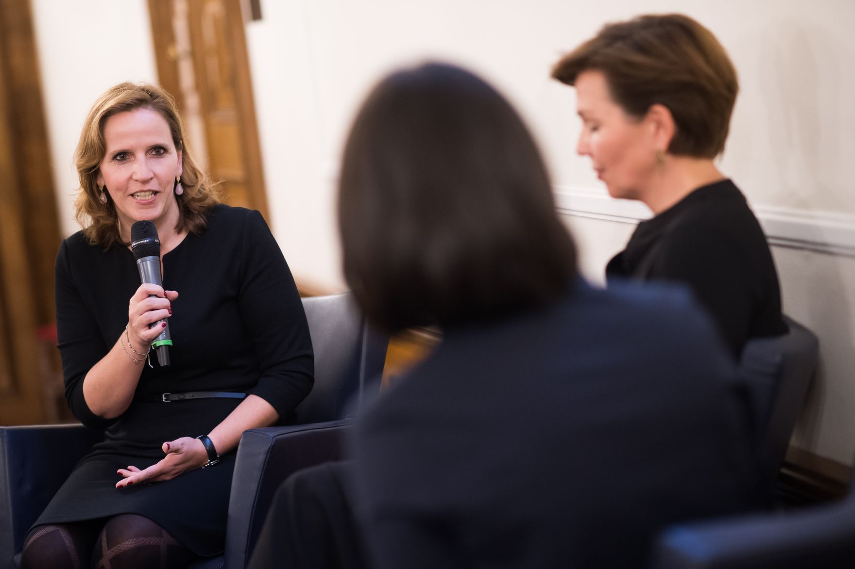 Am 14. Oktober 2019 hat Bundesministerin Ines Stilling die K&auml;the Leichter-Preise verliehen.