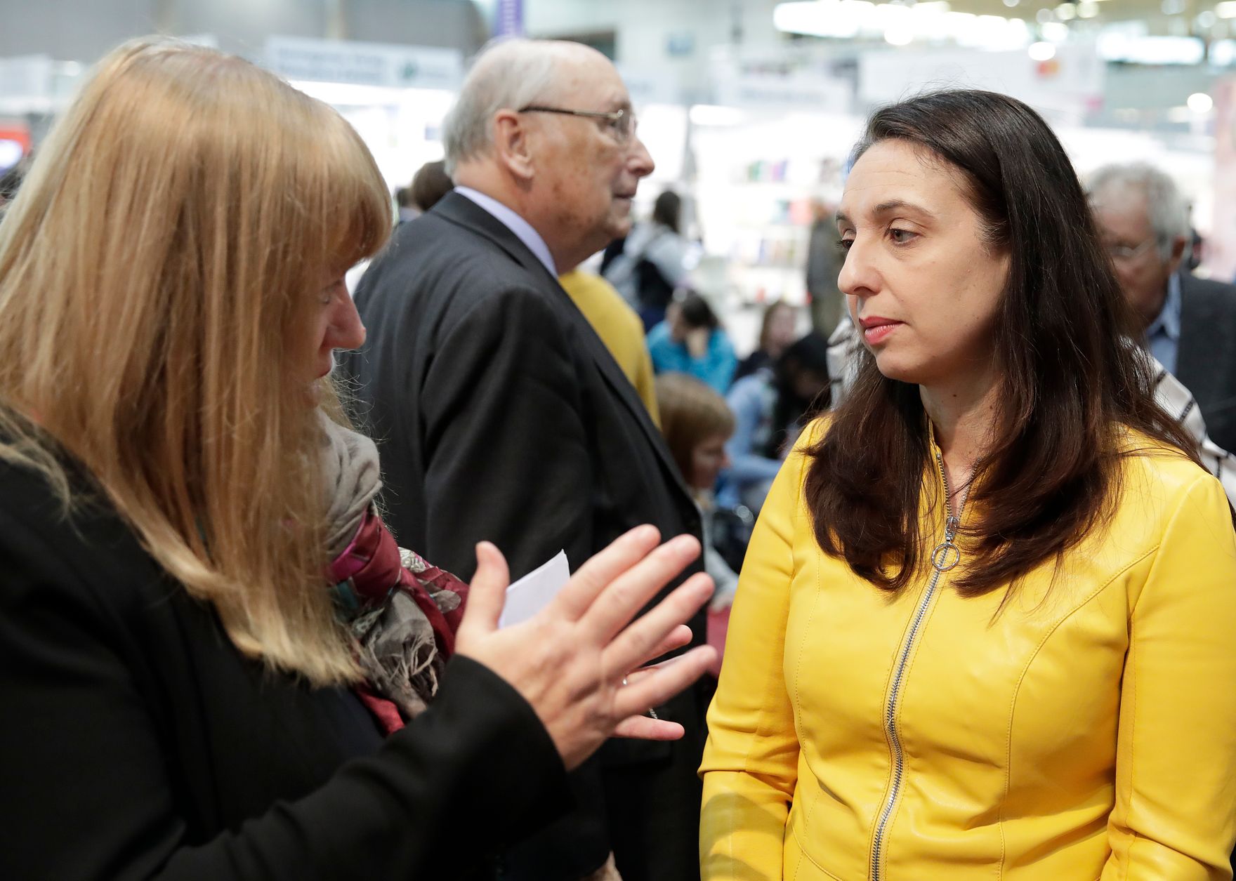 Am 8. November 2019 nahm Bundesministerin Ines Stilling (im Bild) im Rahmen der Buch Wien an der Podiumsdiskussion &bdquo;Literatur in der Gewaltpr&auml;vention&ldquo; teil.