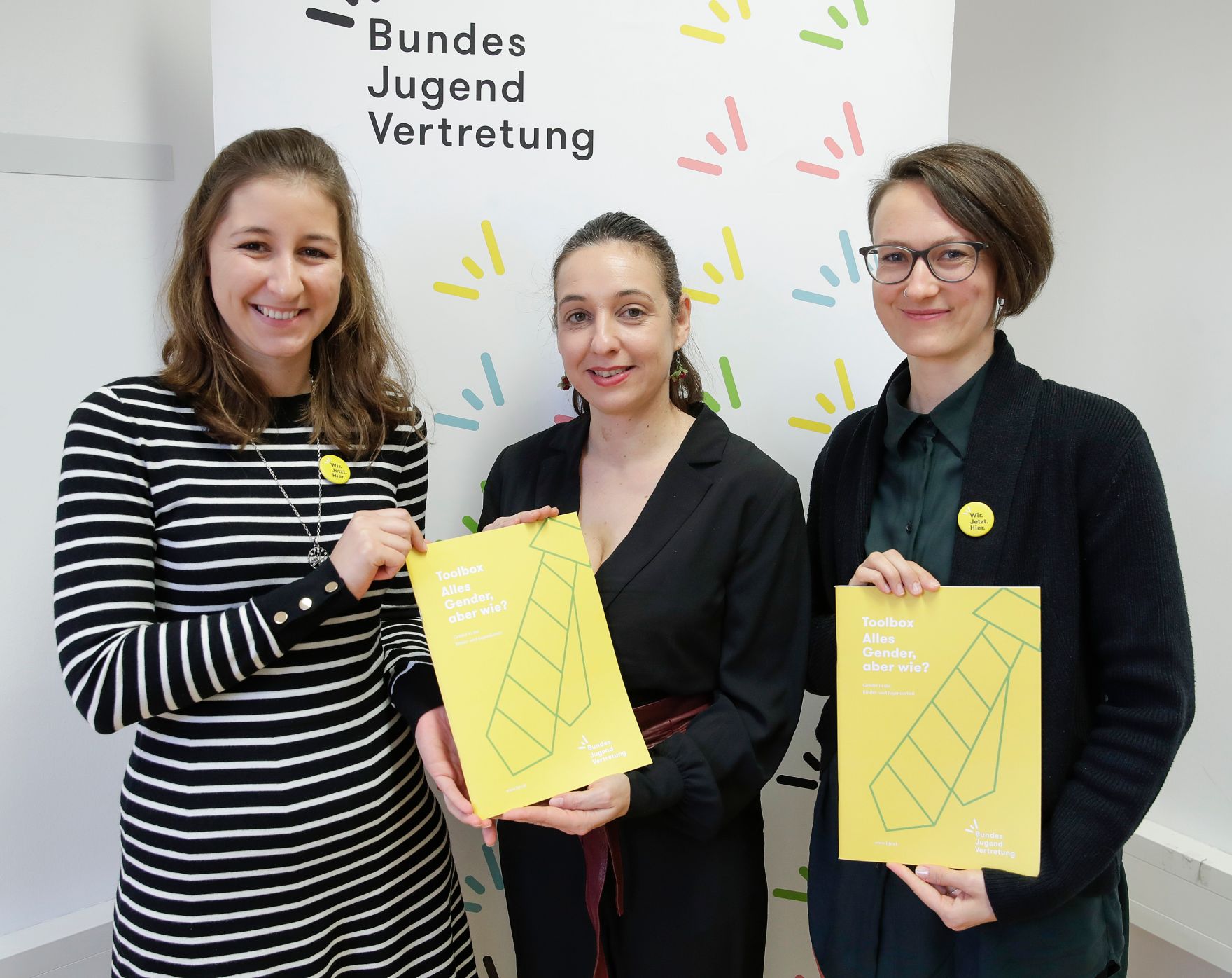 Am 14. November 2019 traf Bundesministerin Ines Stilling anl&auml;sslich des 30-j&auml;hrigen Jubil&auml;ums der UNO-Kinderrechtekonvention zu einem Austausch mit der Bundesjugendvertretung sowie dem Netzwerk Kinderrechte zusammen.