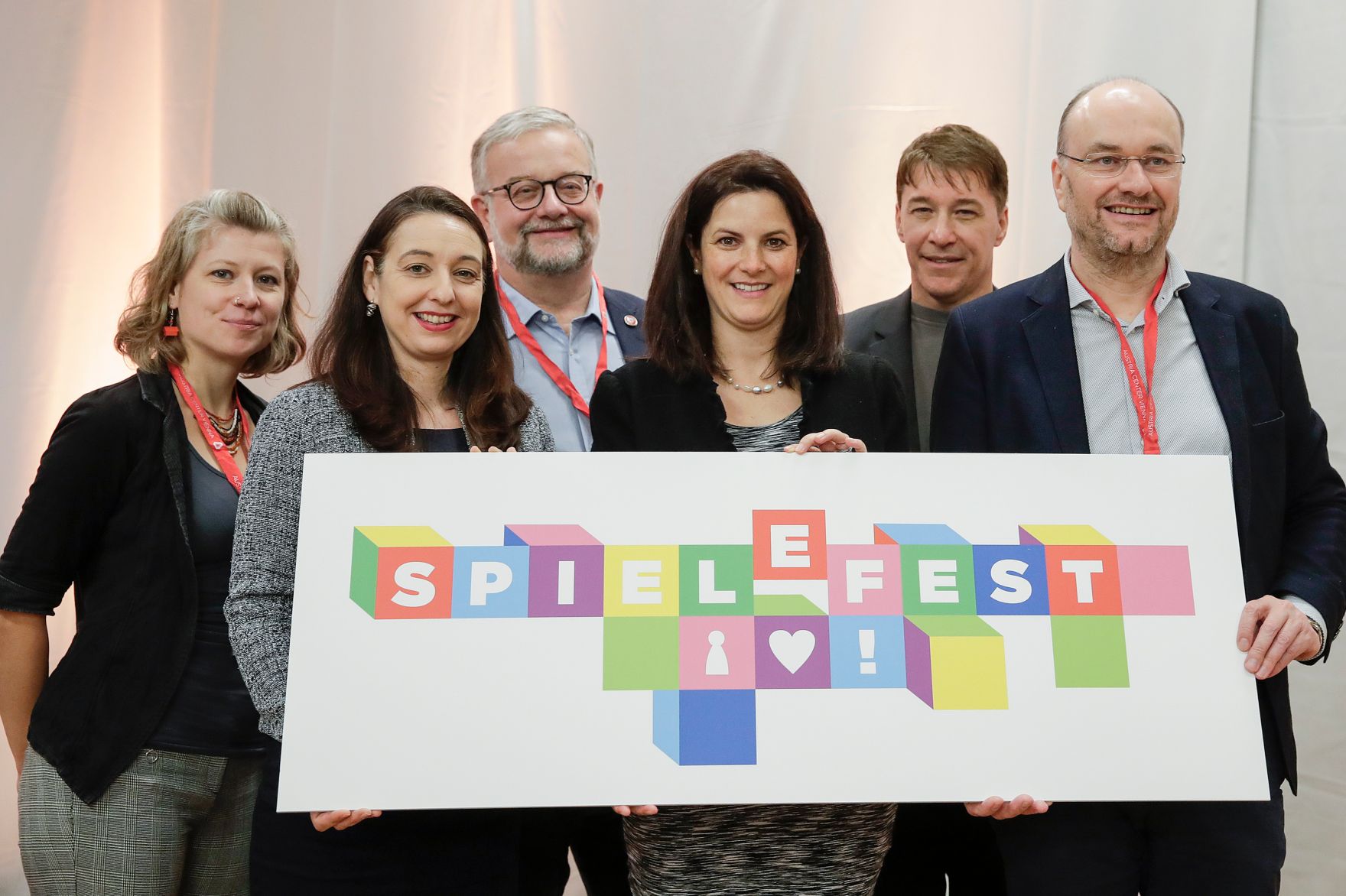 Am 15. November 2019 er&ouml;ffnete Bundesministerin Ines Stilling das Wiener Spielefest im Austria Center Vienna.