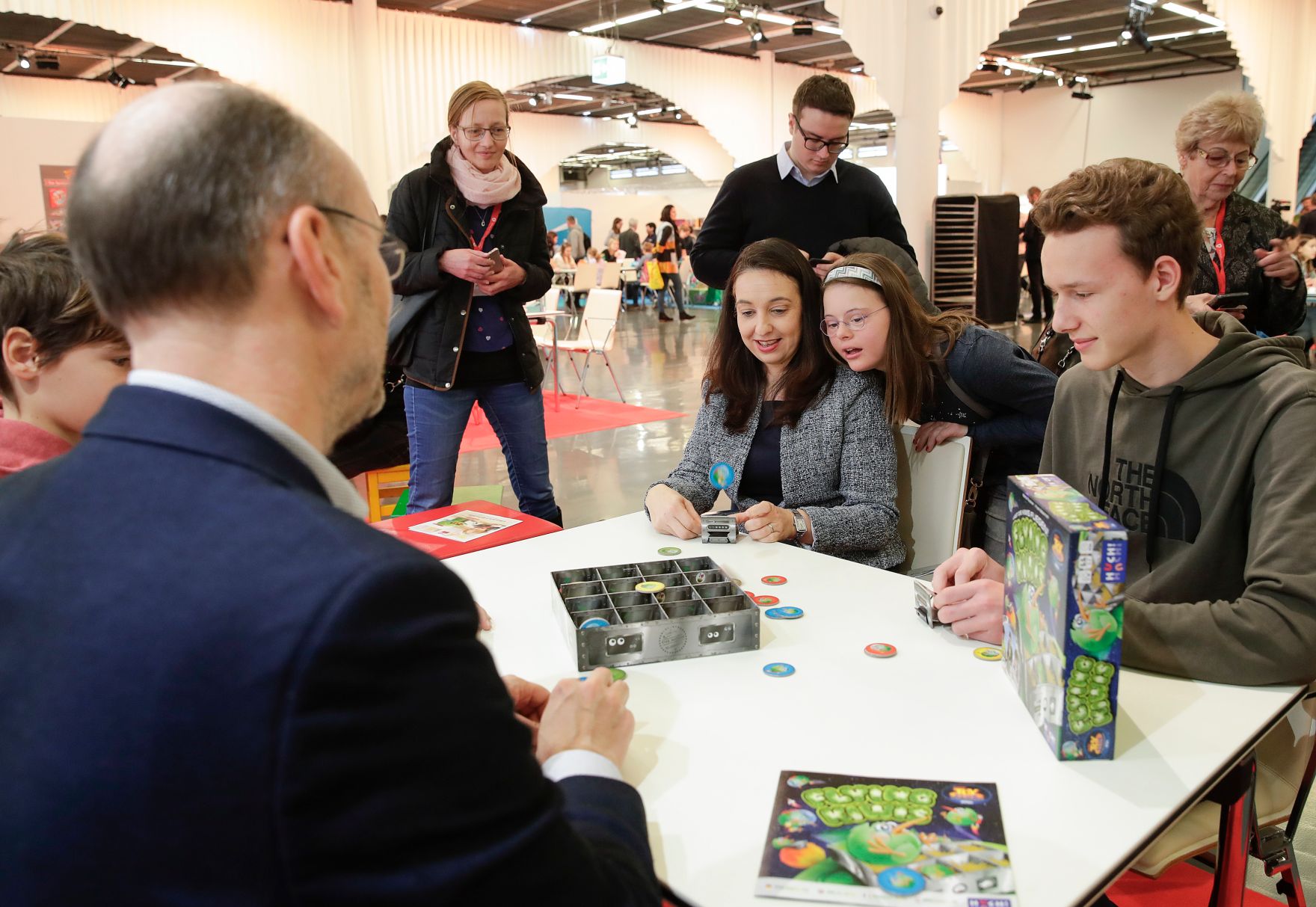 Am 15. November 2019 er&ouml;ffnete Bundesministerin Ines Stilling das Wiener Spielefest im Austria Center Vienna.