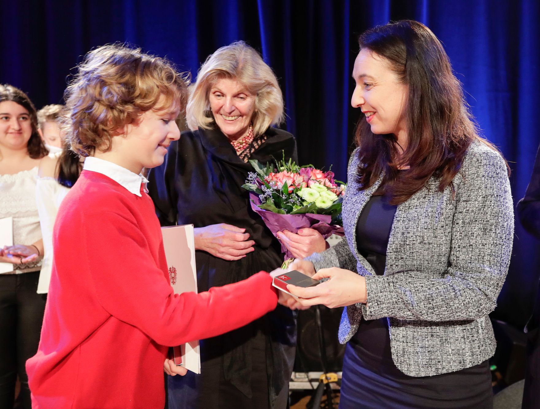 Anl&auml;sslich des bevorstehenden 30-j&auml;hrigen Jubil&auml;ums der UNO-Kinderrechtekonvention hat das Bundeskanzleramt einen Internationalen Kompositionswettbewerb unter dem Motto &bdquo;Sounds of Children`s Rights&ldquo; ausgeschrieben. Die preisgekr&ouml;nten Werke wurden im Rahmen des Konzerts &bdquo;Sounds of Children`s Rights&ldquo; uraufgef&uuml;hrt. Bundesministerin Ines Stilling er&ouml;ffnete die Veranstaltung. Im Rahmen des Konzertabends wurde die Komposition &bdquo;Children: freedom of choice&ldquo; von Timofey Ipatov (12) &ndash; Moskau, Russland uraufgef&uuml;hrt. Timofey Ipatov wurde von Bundesministerin Stilling ausgezeichnet und erhielt zus&auml;tzlich den Publikumspreis.