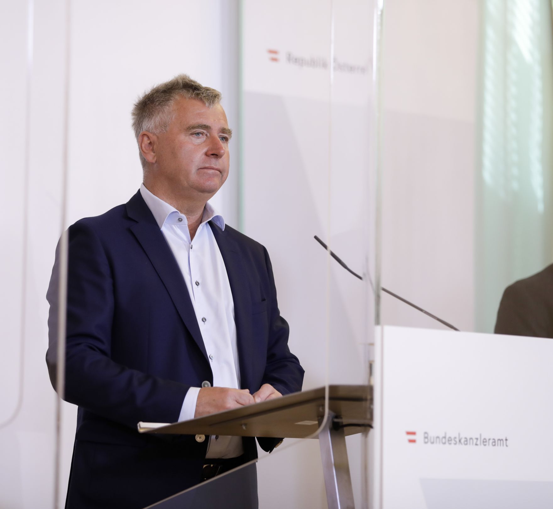 Am 19. Mai 2020 fand ein Pressestatement zu den Ma&szlig;nahmen gegen die Krise im Bundeskanzleramt statt.