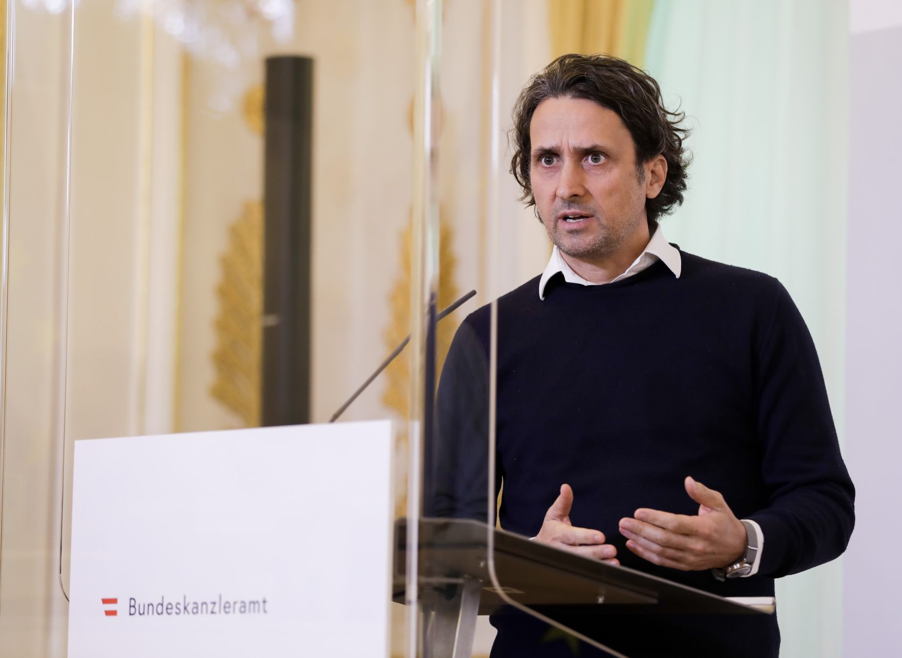 Am 19. Mai 2020 fand ein Pressestatement zu den Ma&szlig;nahmen gegen die Krise im Bundeskanzleramt statt.