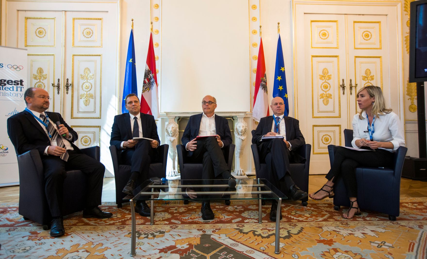 Am 8. September 2016 er&ouml;ffnet Staatssekret&auml;rin Muna Duzdar gemeinsam mit dem Direktor der Firma Atos, Gerald Gerstbauer, die Veranstaltung Sicherheitsforum. Im Bild (v.l.n.r.) Leopold L&ouml;schl, Roland Ledinger, G&uuml;nther Ogris und Hanns-Thomas Kopf.