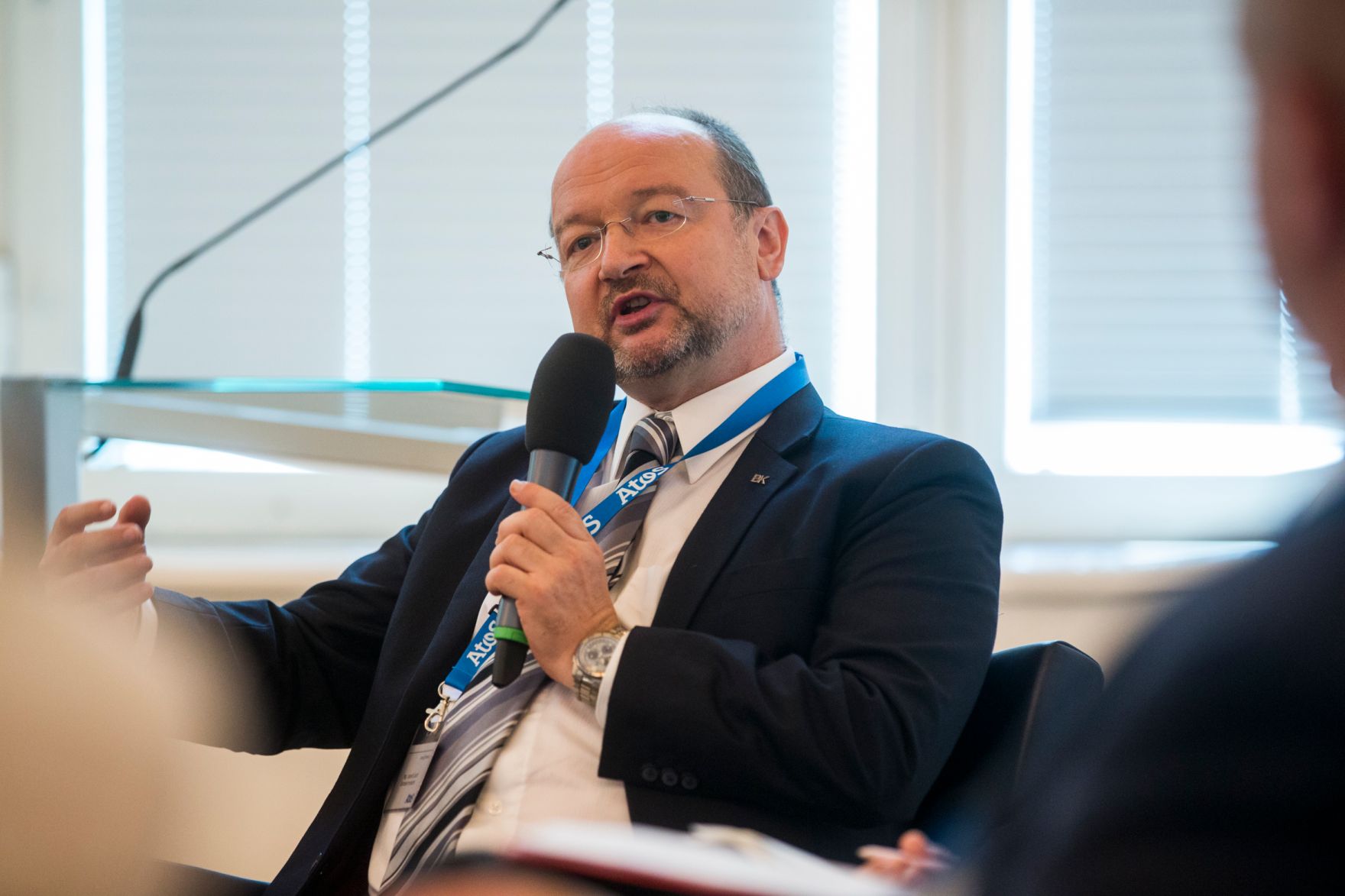 Am 8. September 2016 er&ouml;ffnet Staatssekret&auml;rin Muna Duzdar gemeinsam mit dem Direktor der Firma Atos, Gerald Gerstbauer, die Veranstaltung Sicherheitsforum. Im Bild Leopold L&ouml;schl.