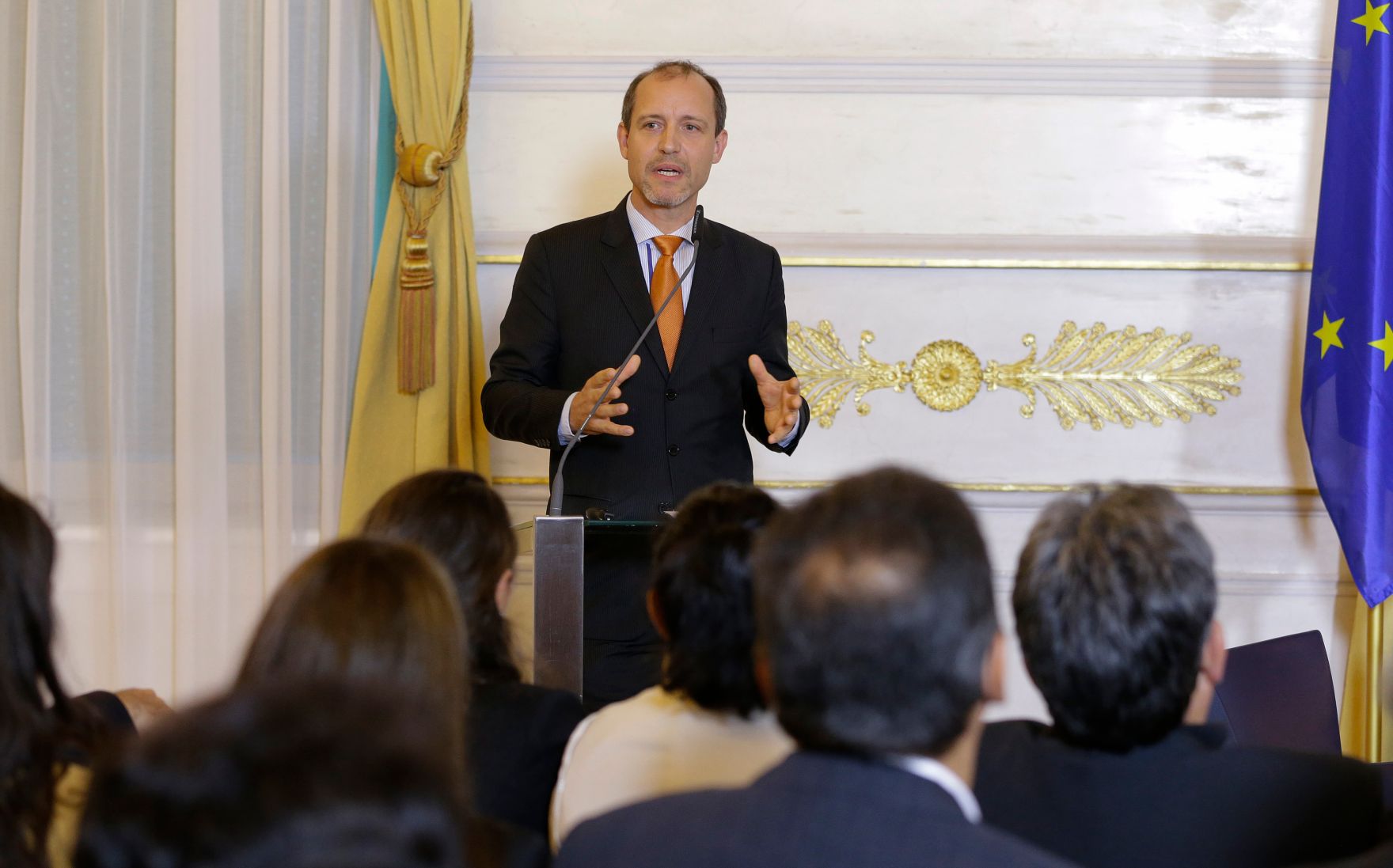 Am 28. September 2016 fand die Auftaktveranstaltung f&uuml;r die Roma Online Dialogplattform statt. Im Bild J&ouml;rg Wojahn Vertreter der Europ&auml;ischen Kommission in &Ouml;sterreich.