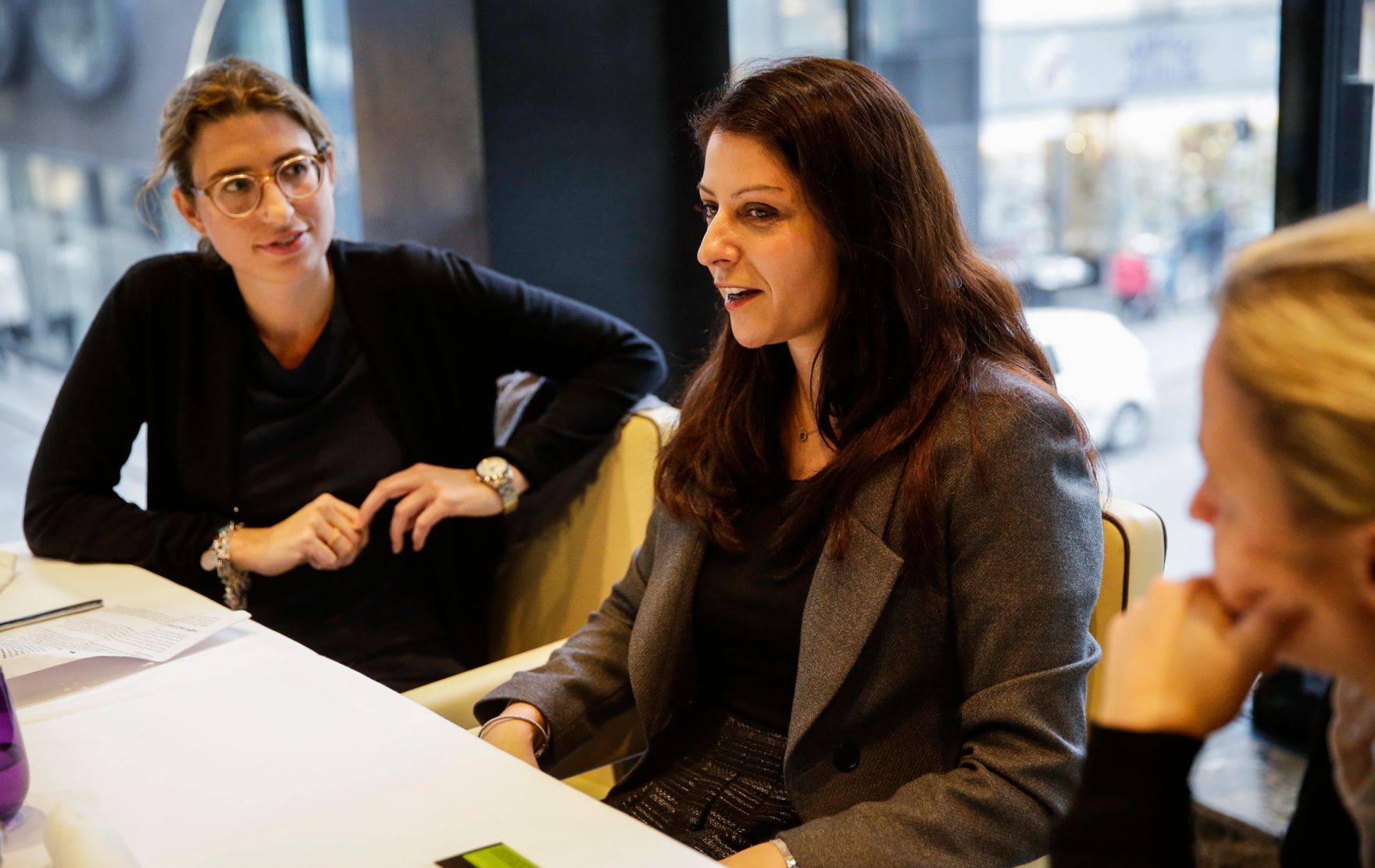 Am 23. November 2016 nahm Staatssekret&auml;rin Muna Duzdar an der Diskussion &quot;Macht.Politik&quot; bei der Veranstaltung &quot;Women in Law Close up Talk!&quot; teil.