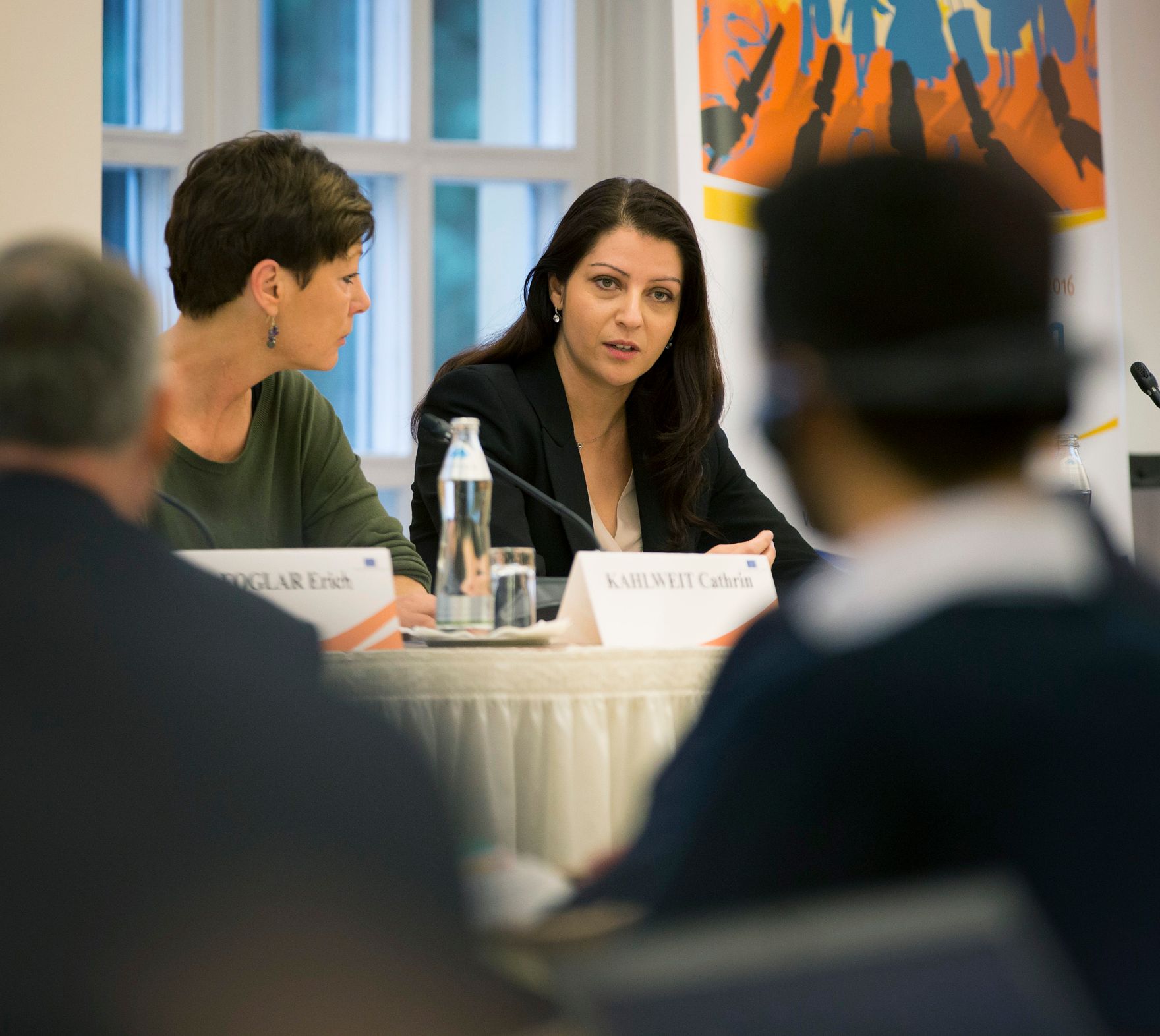 Am 25. November 2016 nahm Staatssekret&auml;rin Muna Duzdar (r.) am 10. Medienseminar der Zivilgesellschaft, organisiert durch den Europ&auml;ischen Wirtschaft- und Sozialausschuss (EWSA) teil.