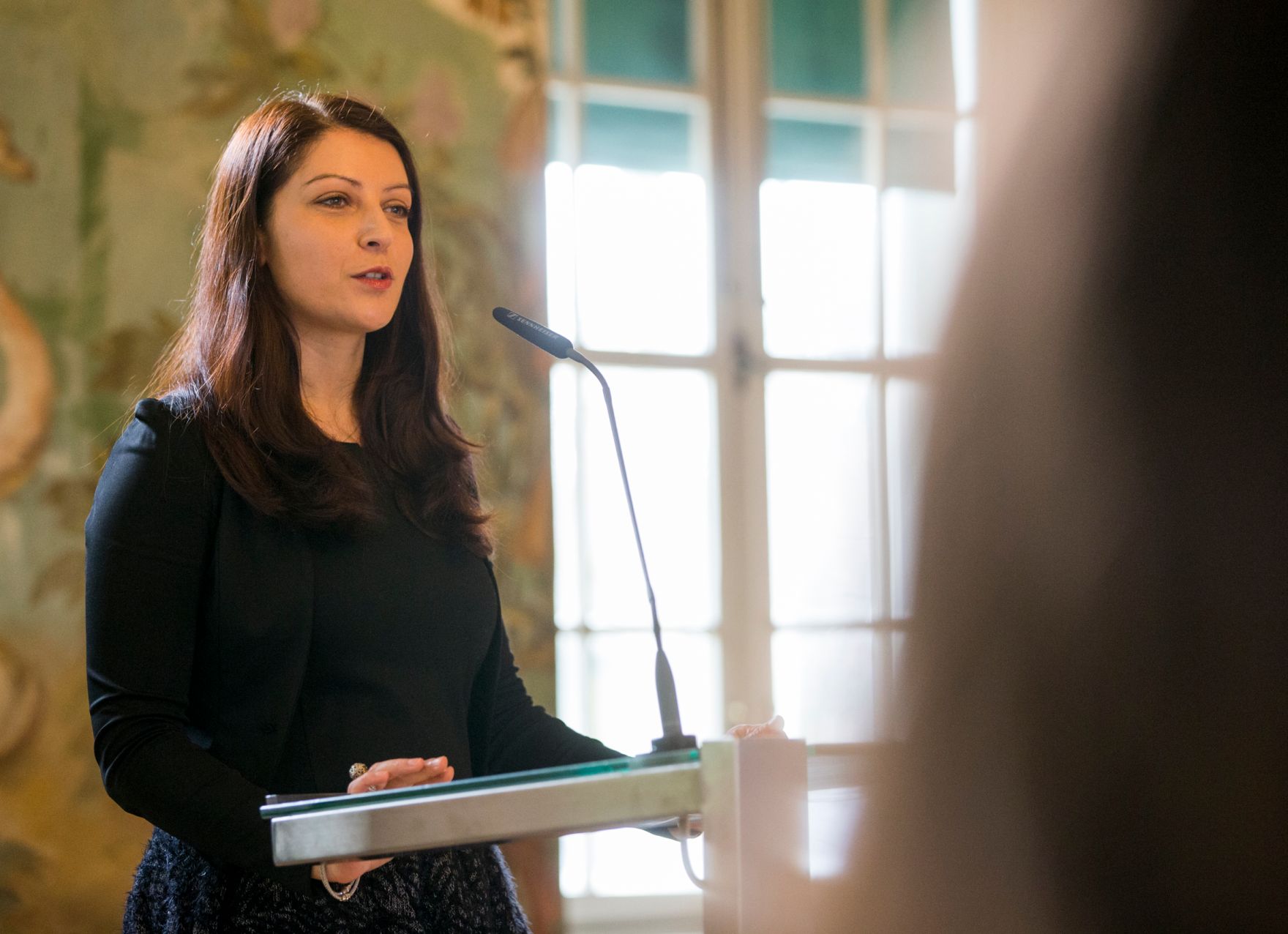 Am 28. November 2016 fand der Vernetzungs- und Workshoptag &quot;#GegenHassimNetz&quot; statt. Im Bild Staatssekret&auml;rin Muna Duzdar.