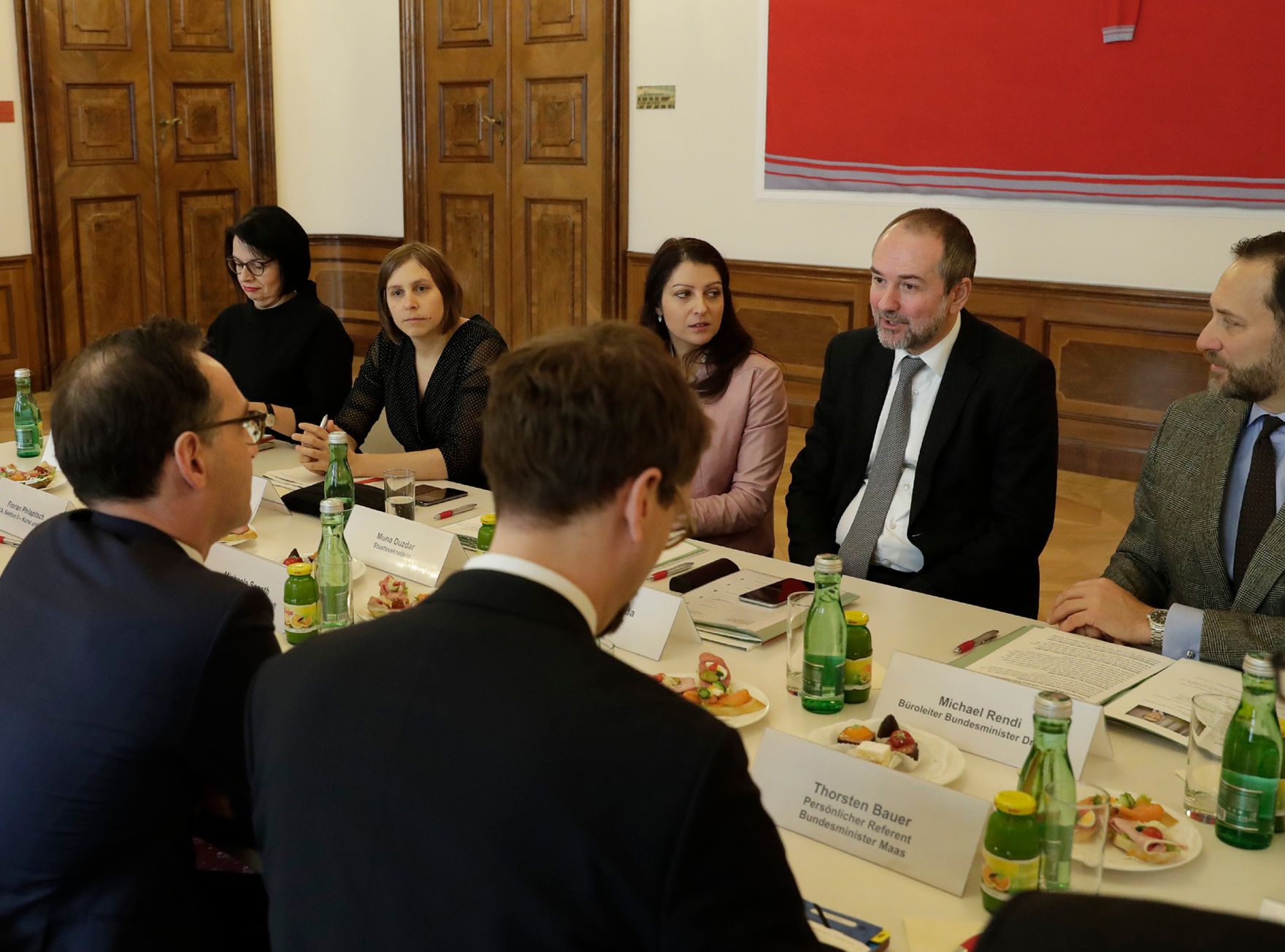 Am 16. Dezember 2016 empfing Kanzleramtsminister Thomas Drozda (r.) den deutschen Minister der Justiz und f&uuml;r Verbraucherschutz Heiko Maas (l.) zu einem Arbeitsgespr&auml;ch.