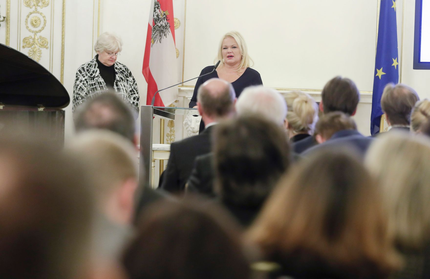 Am 17. J&auml;nner 2017 bestellte der Bundeskanzler Vertreterinnen und Vertreter der Wirtschaft zu Mitgliedern der bei der Bundesanstalt "Statistik &Ouml;sterreich" eingerichteten Wirtschaftskurie.