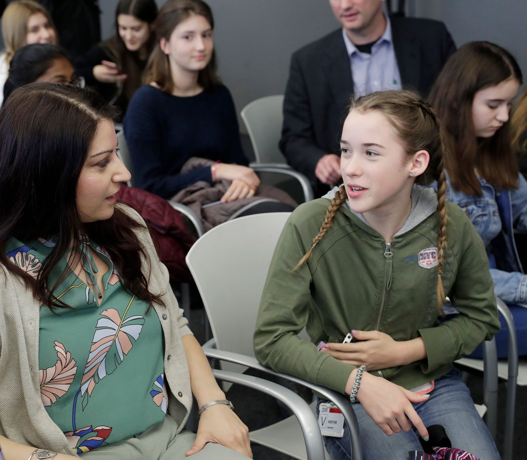 Am 27. April 2017 besuchte Staatssekret&auml;rin Muna Duzdar (im Bild) anl&auml;&szlig;lich des Girls&rsquo; Day das IBM &Ouml;sterreich.