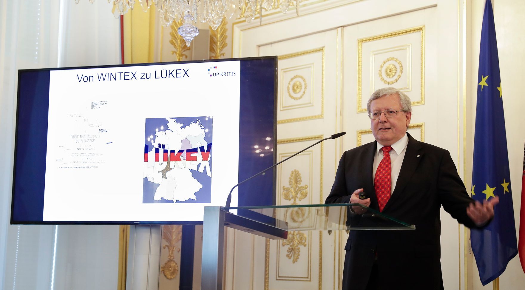 Am 5. Mai 2017 fand im Bundeskanzleramt die 4. Arbeitstagung der Cyber Sicherheit Plattform statt. Im Bild Matias Krempel vom UP Kritis.