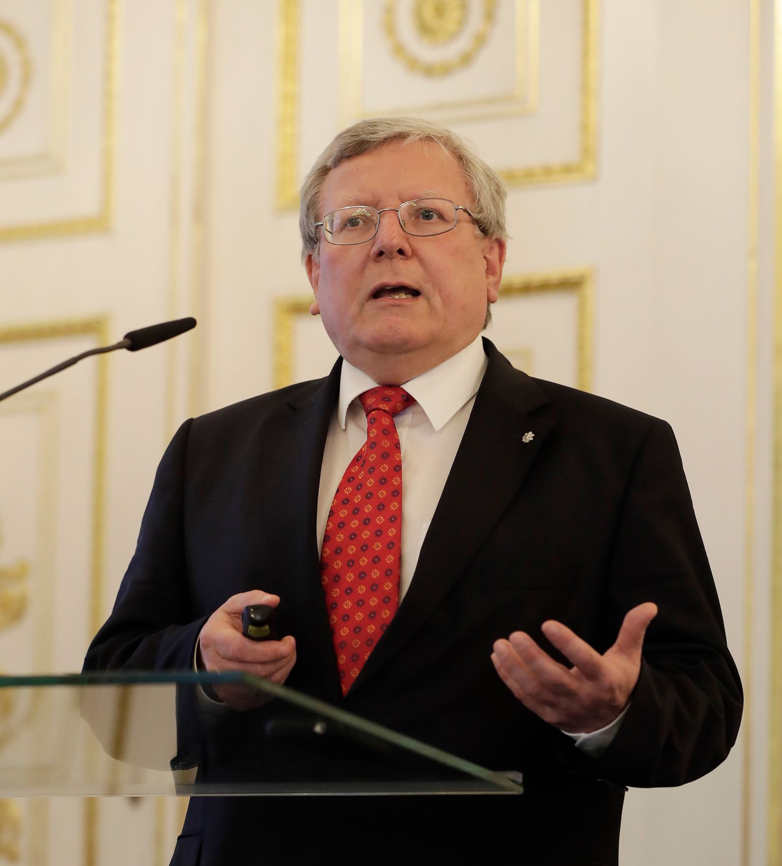 Am 5. Mai 2017 fand im Bundeskanzleramt die 4. Arbeitstagung der Cyber Sicherheit Plattform statt. Im Bild Matias Krempel vom UP Kritis.