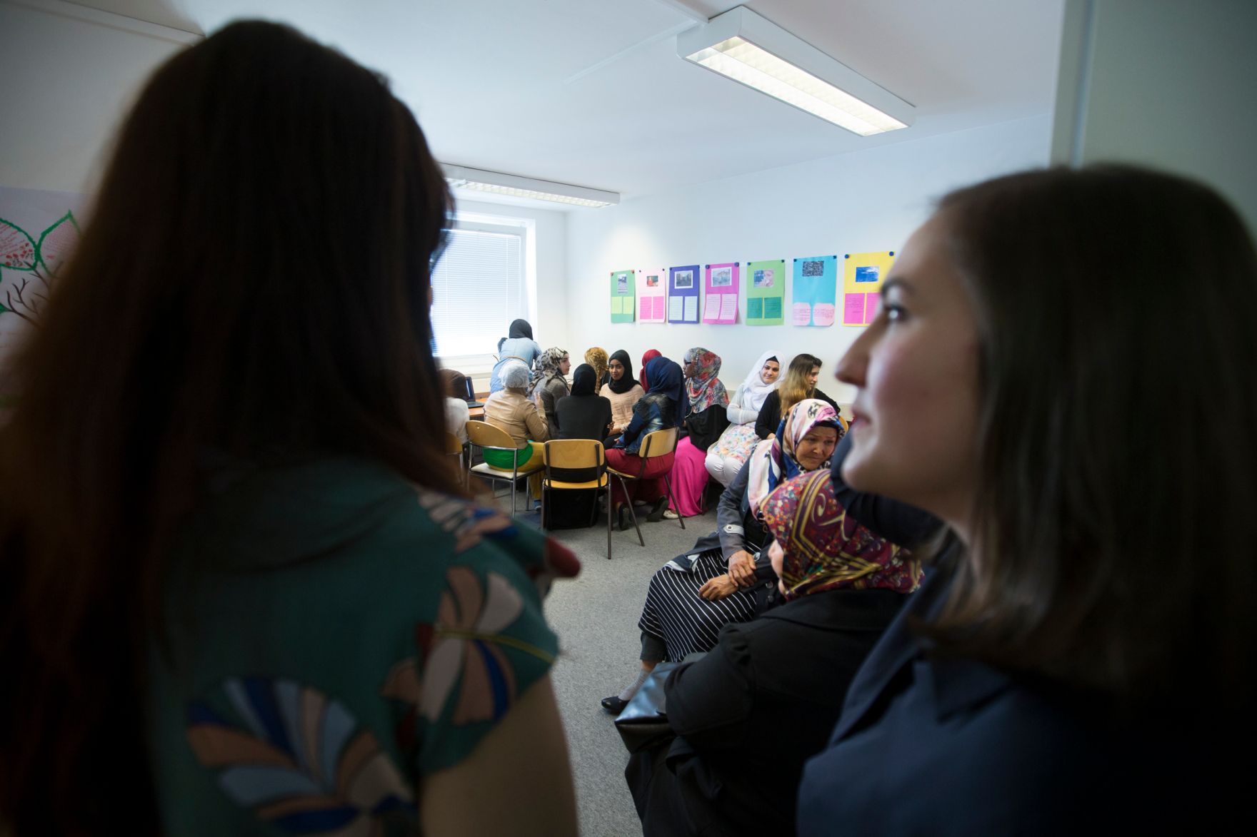 Am 11.Mai 2017 nahm Staatssekret&auml;rin Muna Duzdar am Tag der offenen T&uuml;r im Verein Orient Express am &bdquo;Tag gegen Zwangsheirat&ldquo; teil.