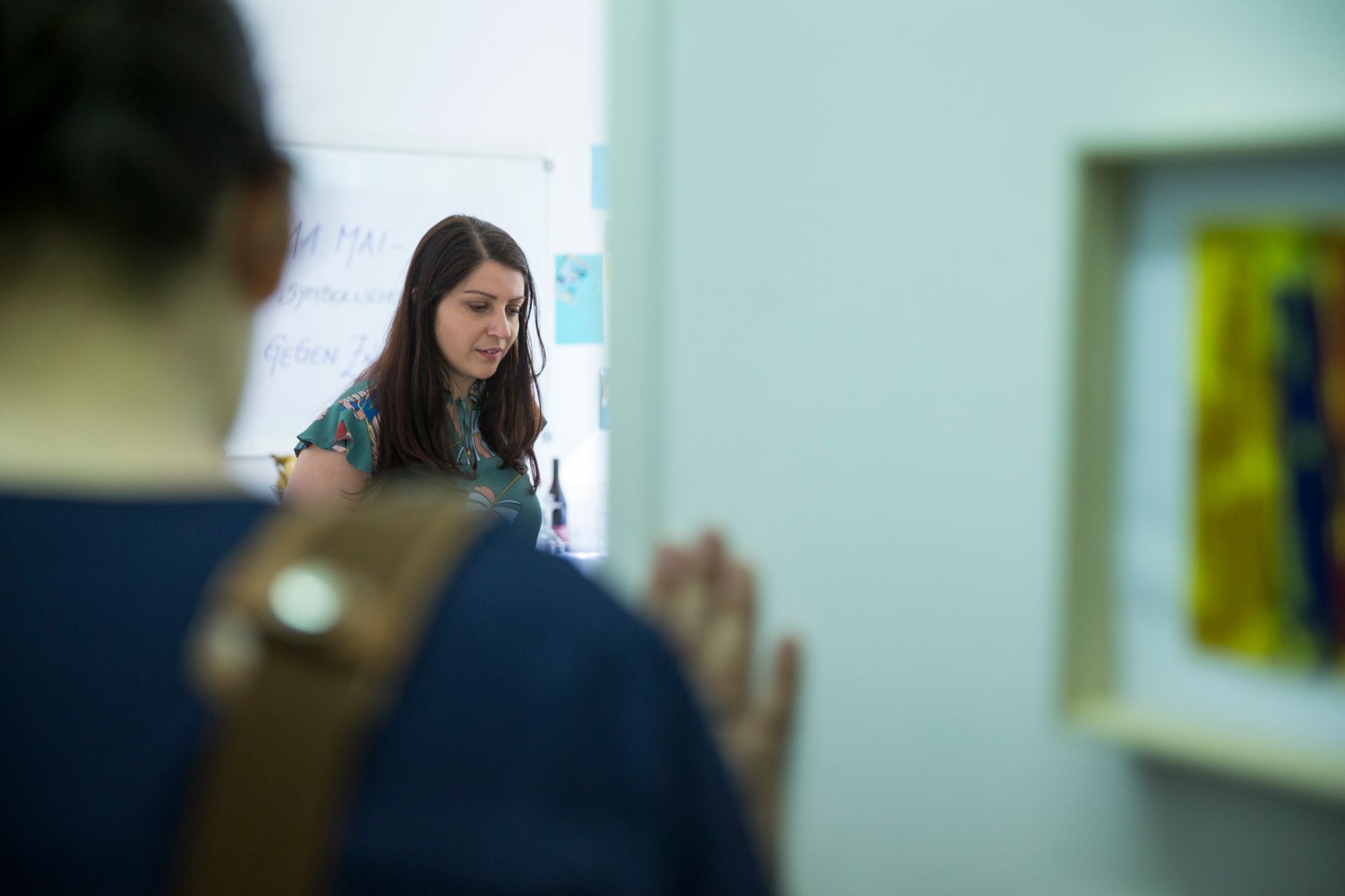 Am 11.Mai 2017 nahm Staatssekret&auml;rin Muna Duzdar (im Bild) am Tag der offenen T&uuml;r im Verein Orient Express am &bdquo;Tag gegen Zwangsheirat&ldquo; teil.