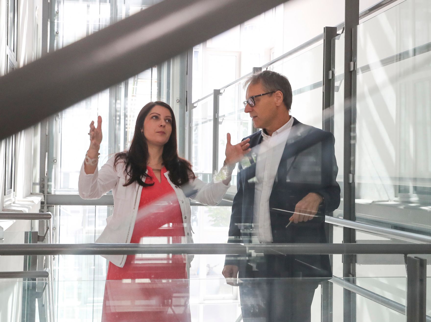 Am 19. Mai 2017 besuchte Staatssekret&auml;rin Muna Duzdar den Bezirk Ottakring. Im Bild in der HTL Ottakring.